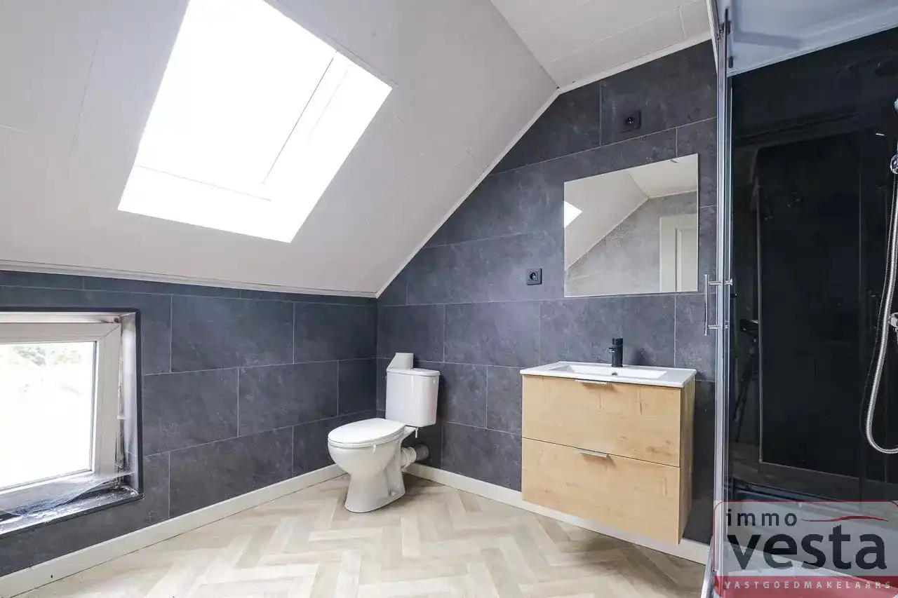 Ruime, rustig gelegen woning te huur in Gingelom foto 17