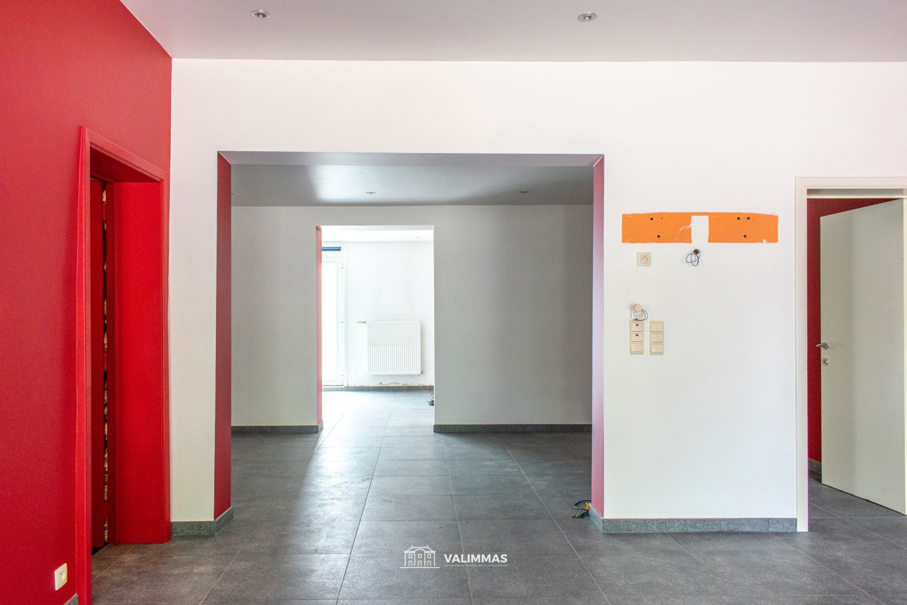 Commercieel gelegen (handels)woning met tuintje... foto 3