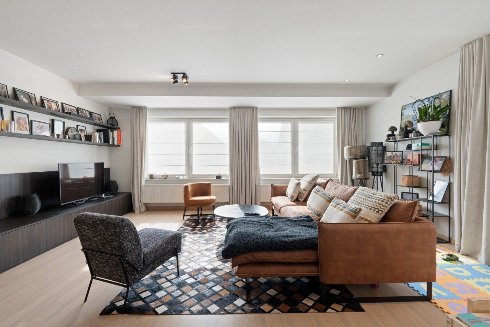 Ruime bel-étagewoning nabij Duinenwater foto 2