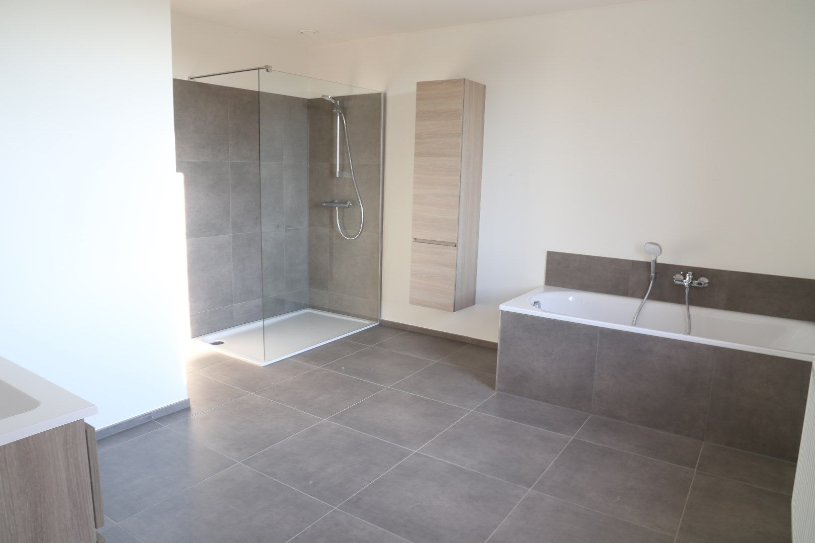 Volledig gerenoveerde woning met 3 slaapkamers, garage en tuin in Tongeren foto 10