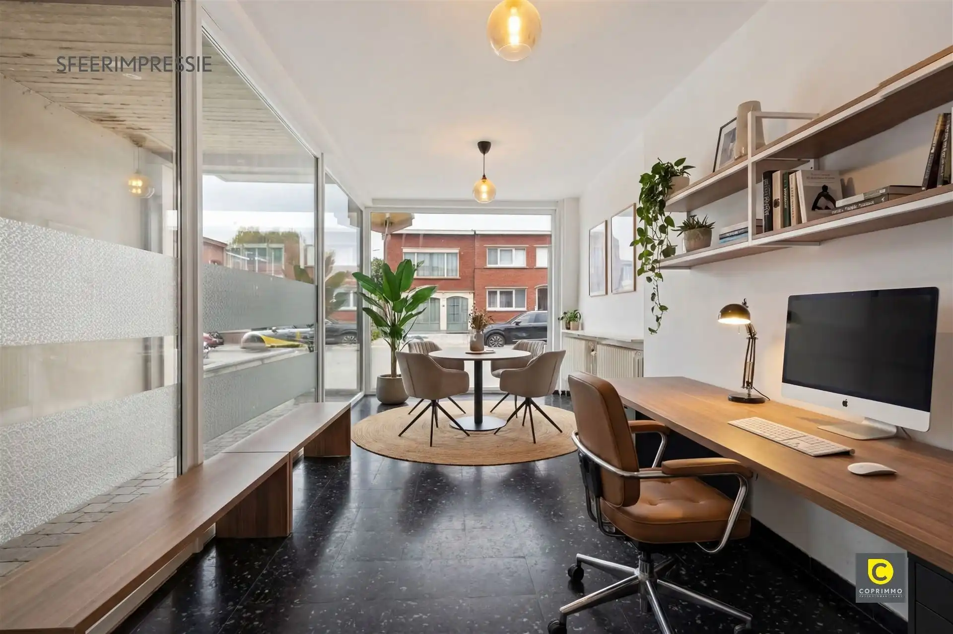 Unieke woning met 450 m² magazijn & showroom foto 26