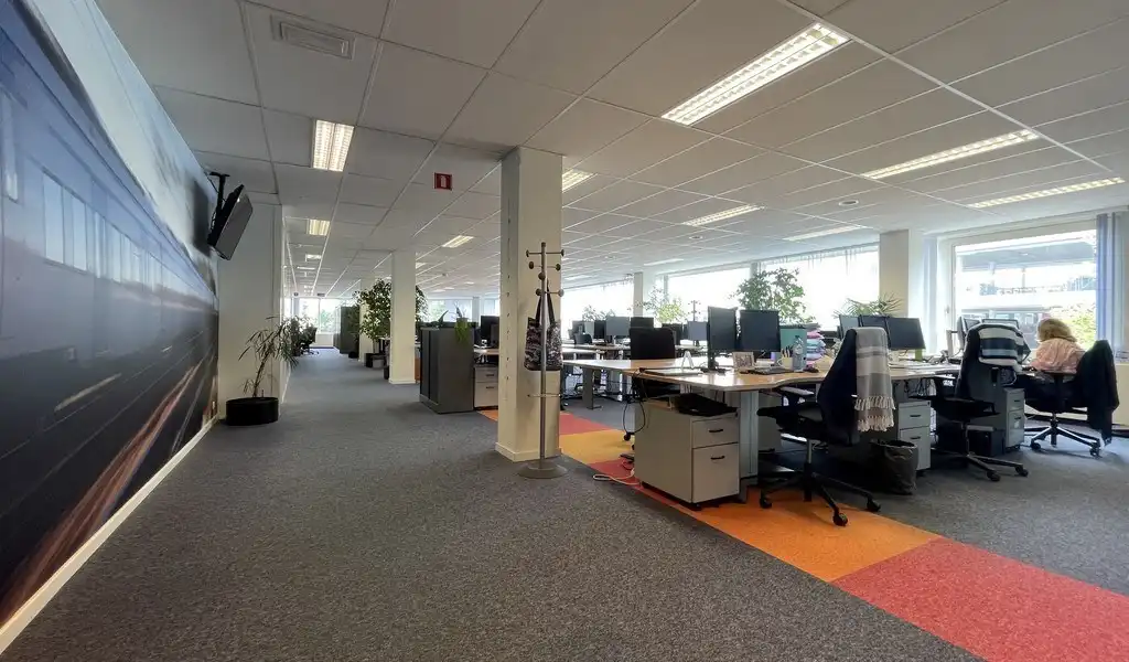 Kantoorruimte te huur in Franklin Building te Berchem foto 13