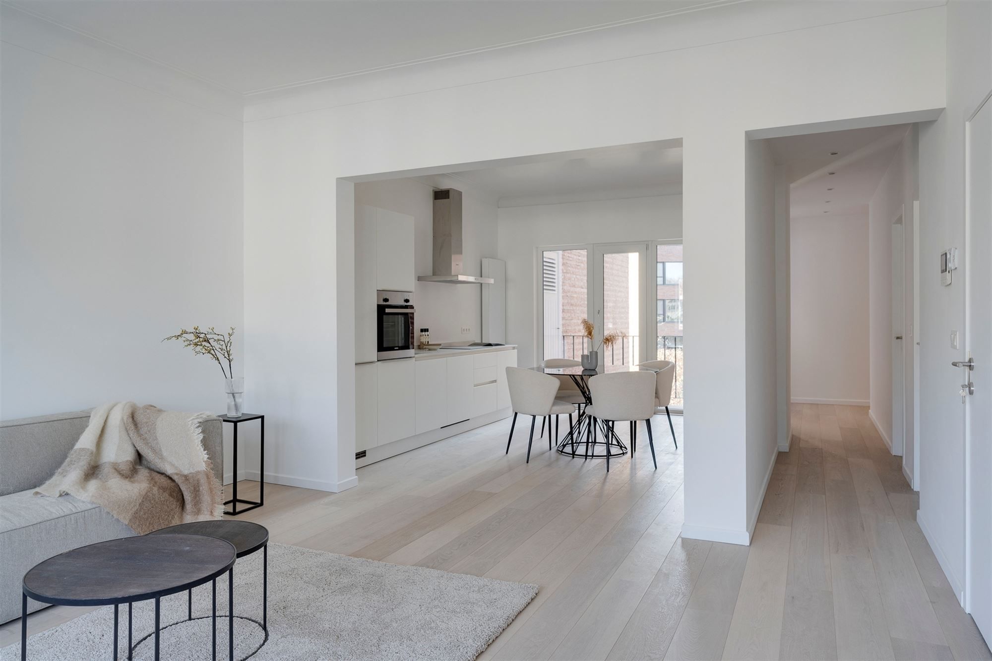 Prachtig gerenoveerd appartement met zuidgericht terras foto 9