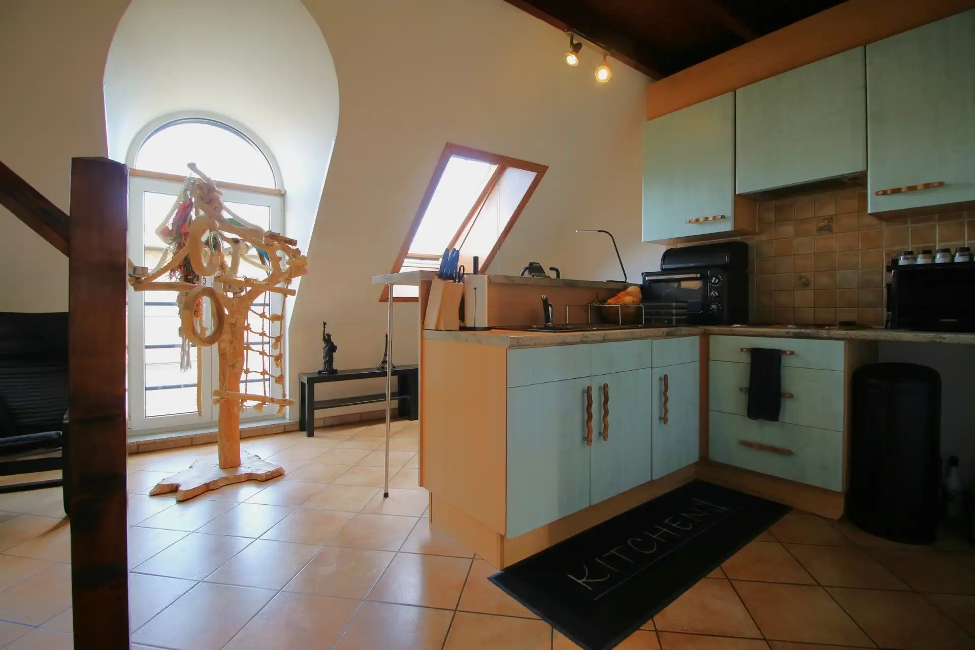 Verhuurd appartement met 2 slaapk.  foto 4