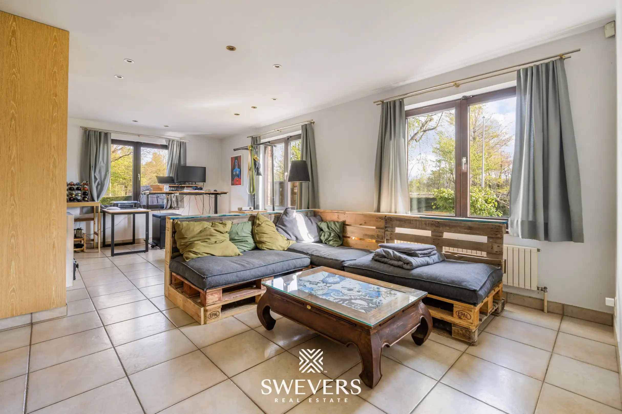 Ruime open bebouwing met 5 slaapkamers en grote tuin in Diepenbeek foto 4