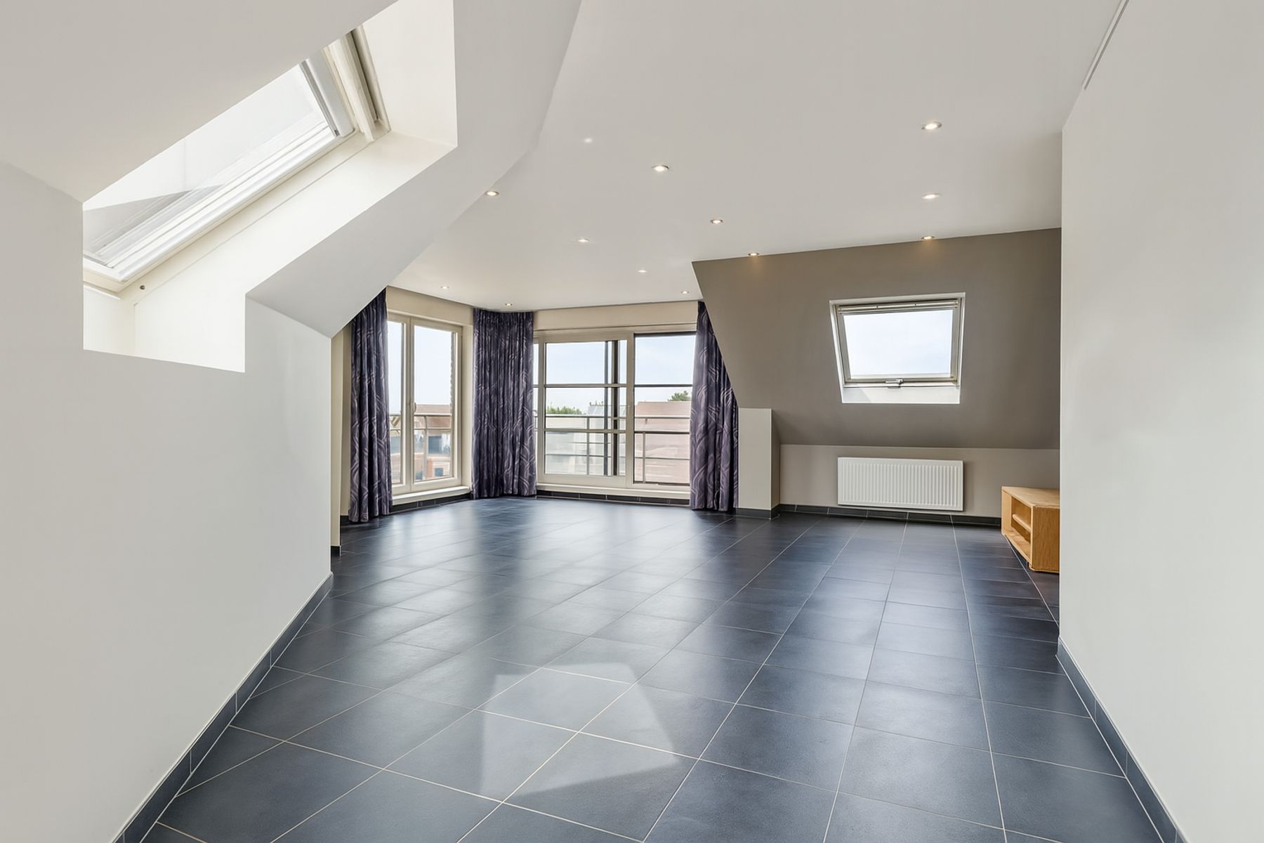 Ruim appartement te Aartrijke foto 5