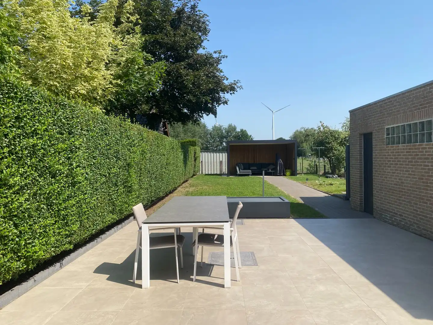 Instapklare, drempelloze gezinswoning met 4 slaapkamers, 2 badkamers en prachtige tuin foto 17