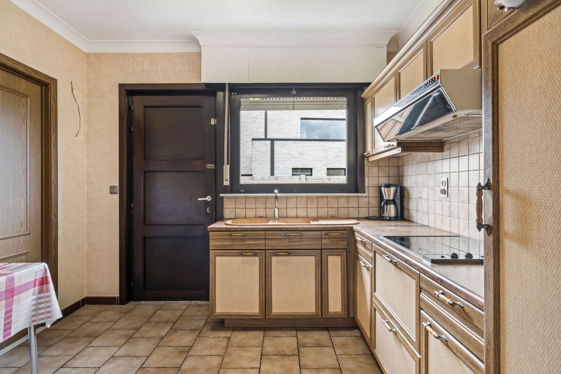 Sfeervolle bungalow met tuin en garage op rustige topligging foto 13