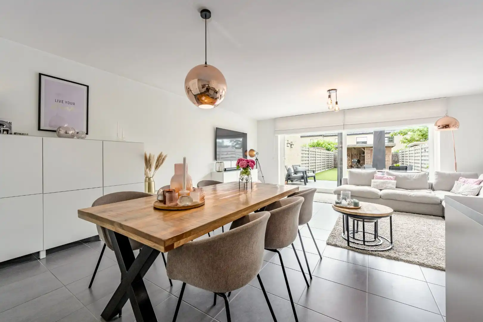 Instapklare recente woning in een doodlopende straat met EPC-label A foto 3