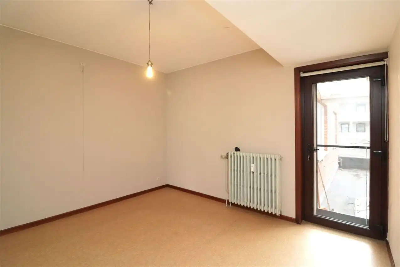 Opbrengsteigendom (handel & 4 app) op toplocatie foto 84