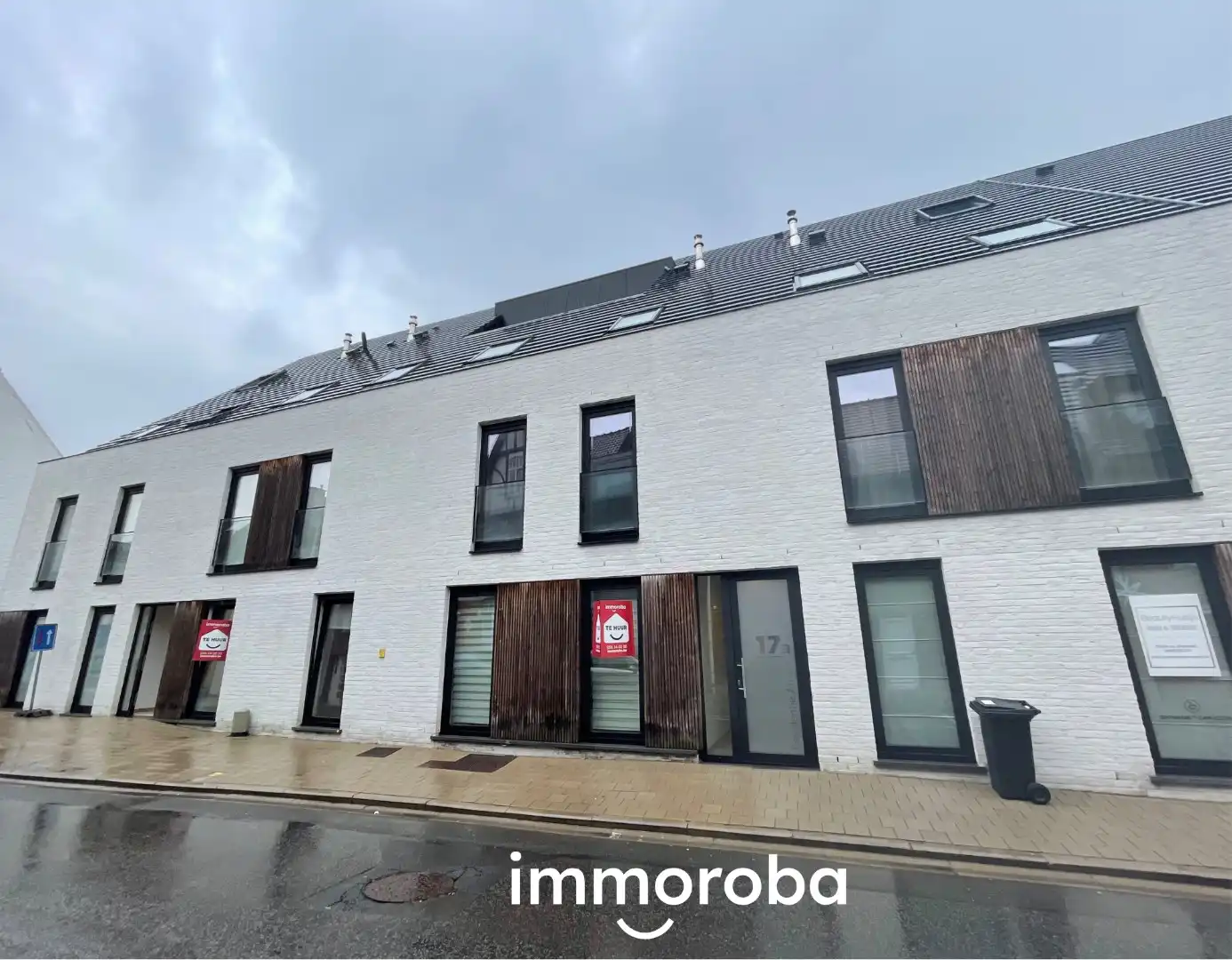 Instapklaar gelijkvloers nieuwbouwappartement vlakbij park Baron Casier. foto {{pictureIndex}}