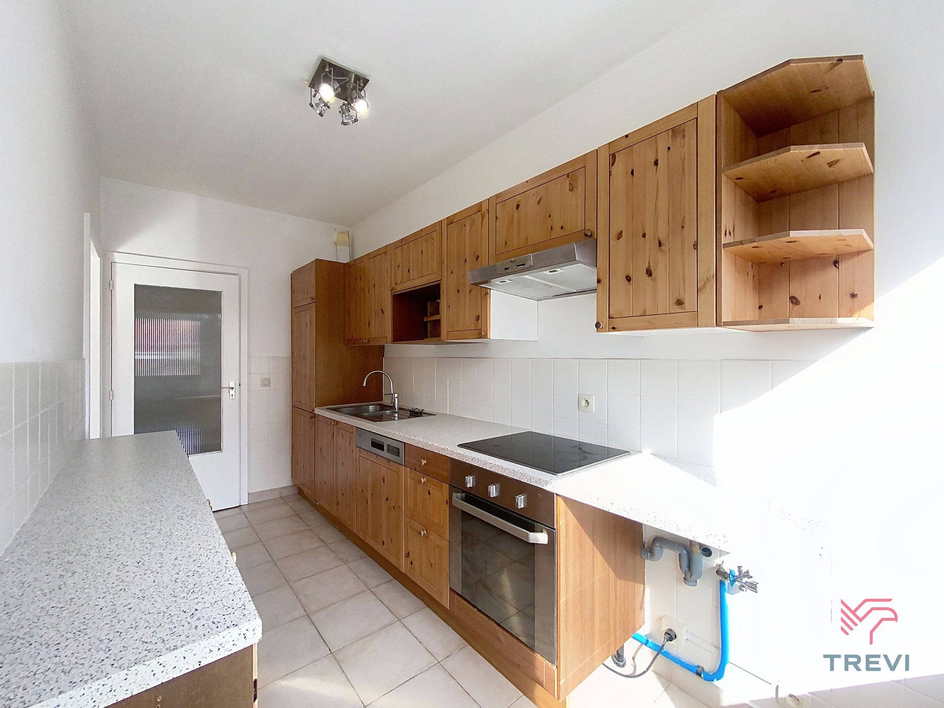 Appartement met 2 slaapkamers en parkeerplaats foto 6