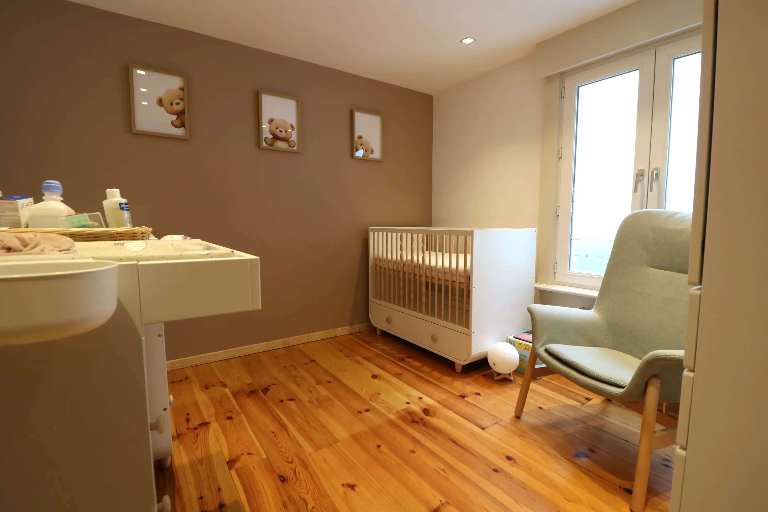 Instapklare en centraal gelegen woning met 3 ruime slaapkamers.  foto 11