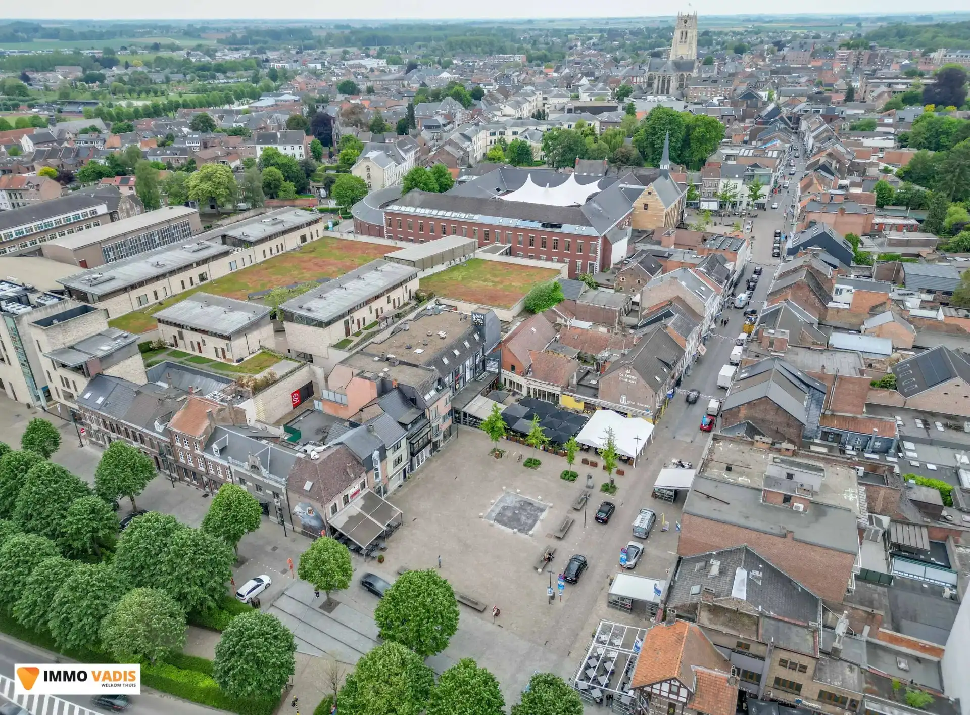 Handelspand met woonst op topligging in hartje Tongeren foto 4