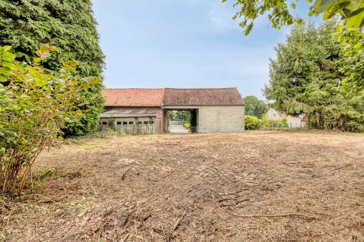 Ruime woning met veel potentieel op perceel van bijna 18 are foto 13