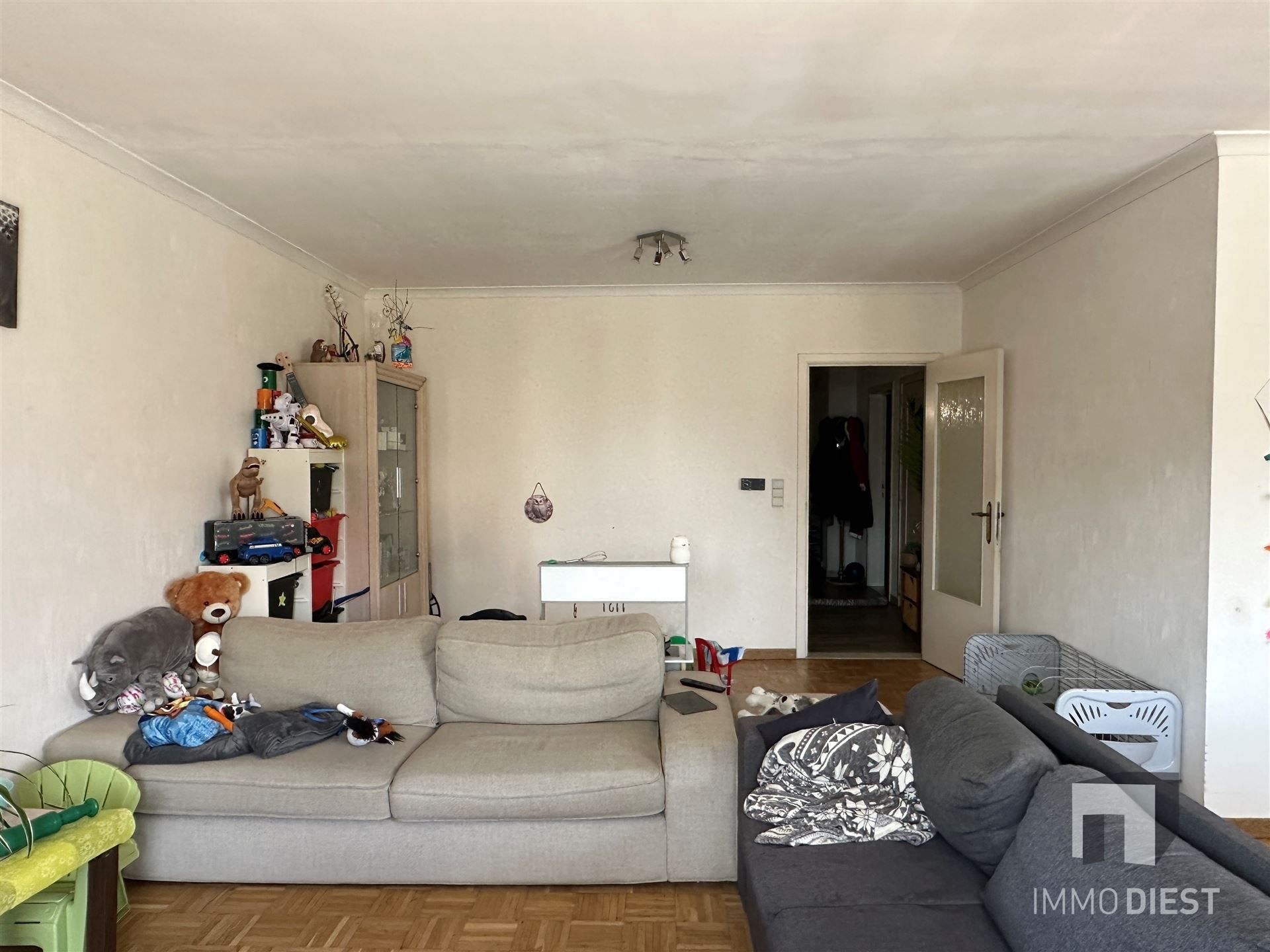 Building met 3 woonentiteiten en 3 garages foto 17