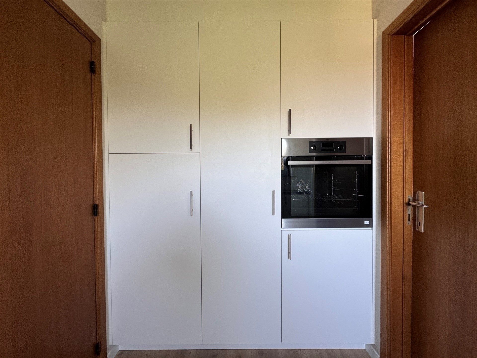 Gerenoveerd ruim appartement met tuin en garage gelegen in de wijk “Het Westveld”. foto 12