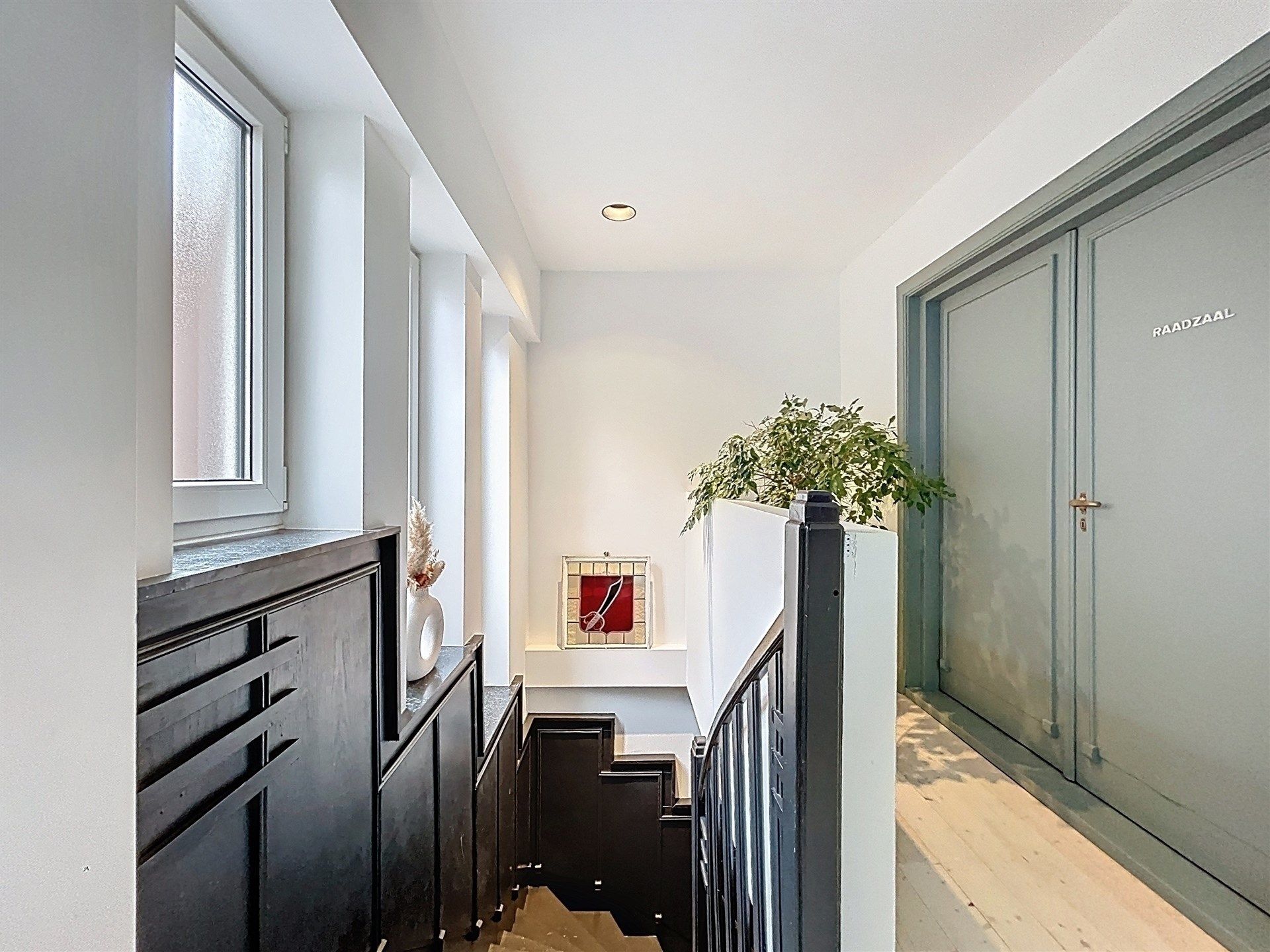 Historisch wonen in Clinge: oud-gemeentehuis (400m²) foto 8