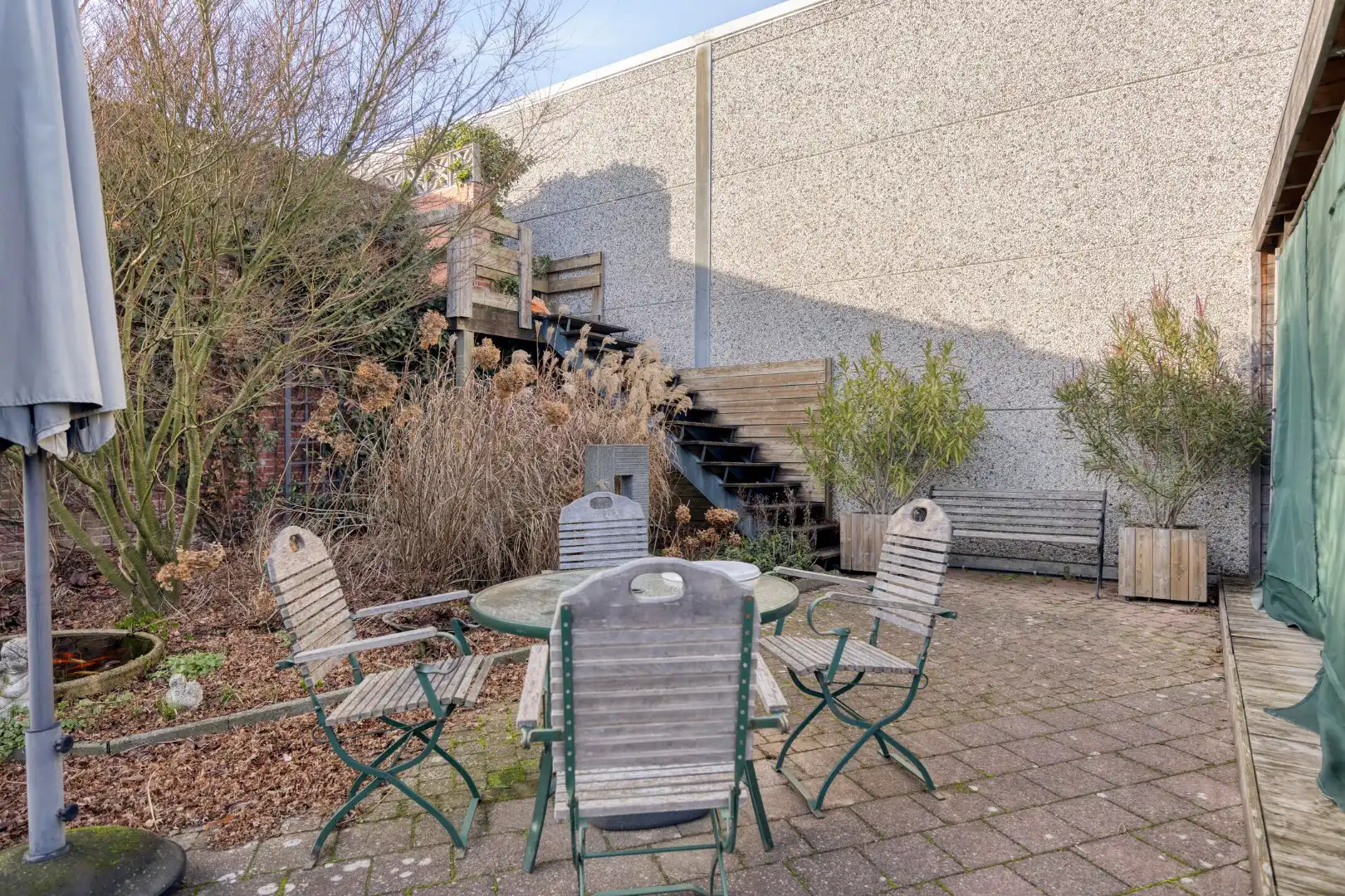 Ruim ingedeelde woning met o.a. 4 slpks op een rustig gelegen perceel van 1.069 m². foto 43