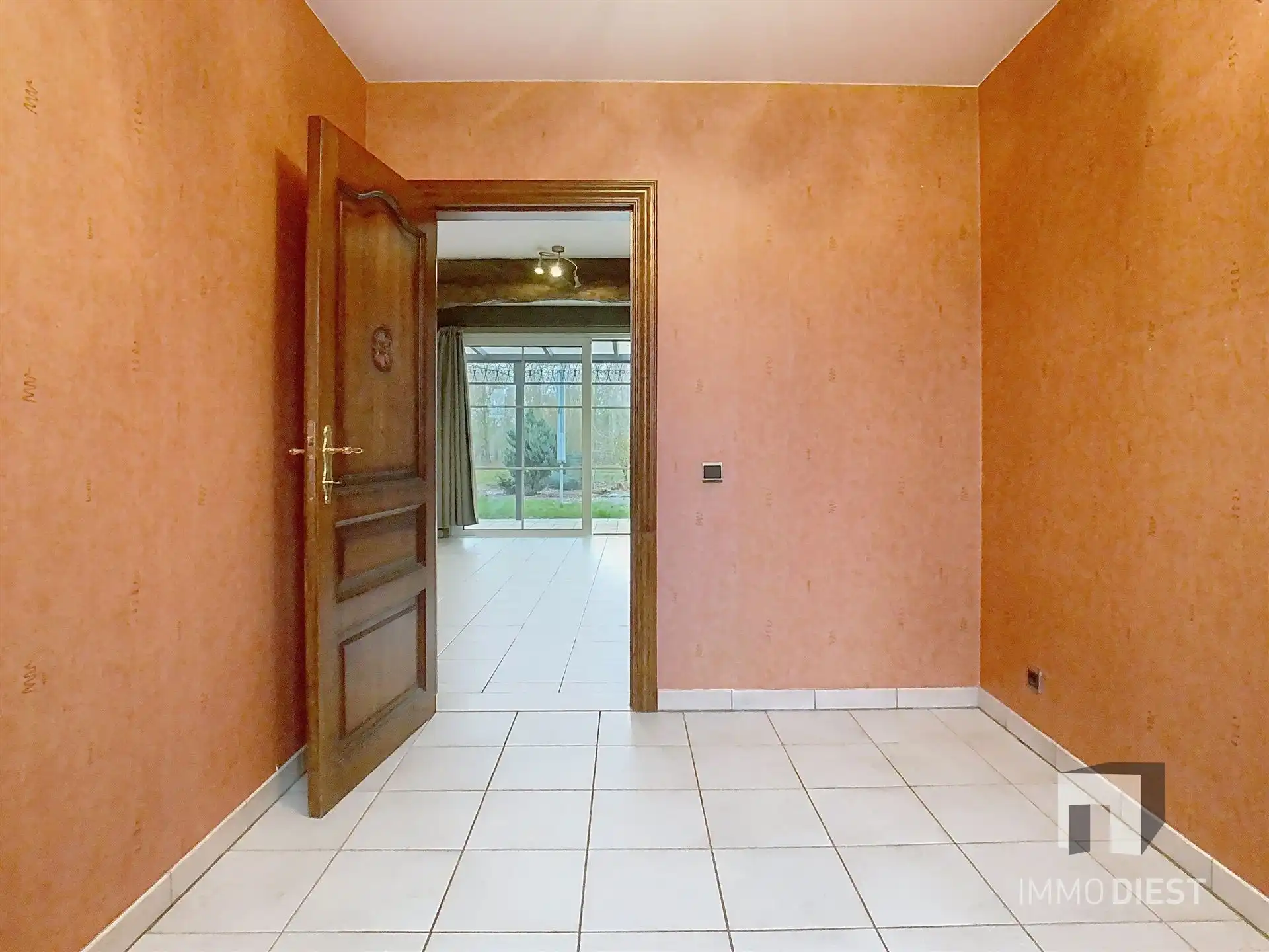 Instapklare woning op ca.53 are met bijgebouw met dubbele garage. EPC 104 kWh/m²/jaar (bijna A-label) foto 14