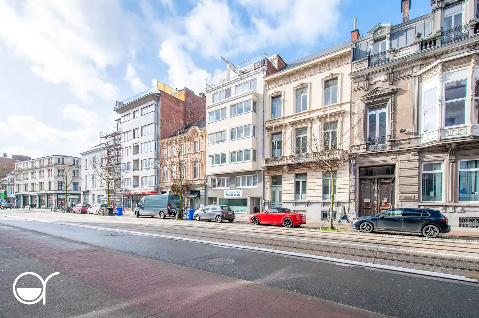 éénslaapakamerappartement met 2 terrassen  foto 2