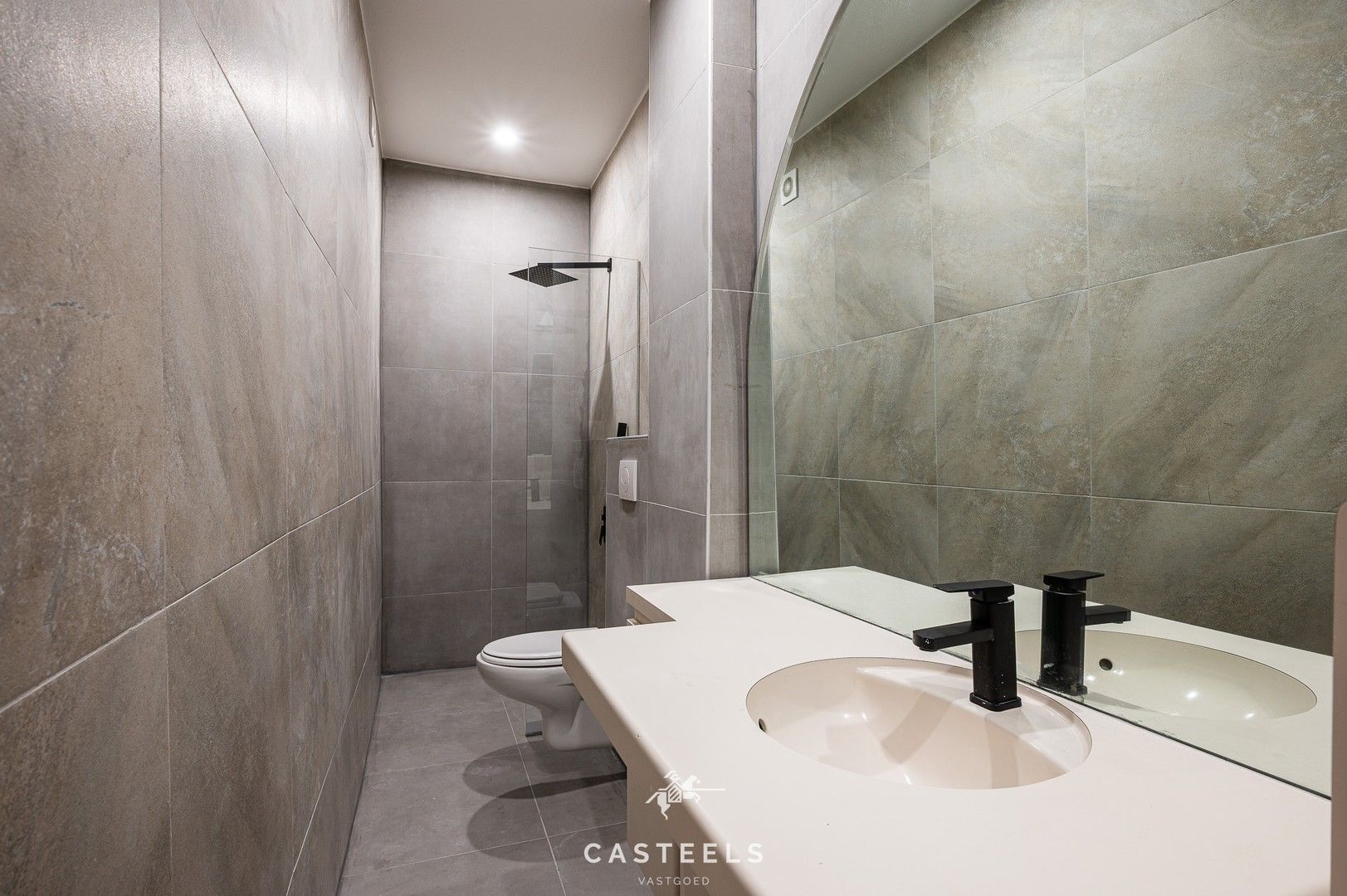 Instapklare gezinswoning met 4 slaapkamers te Gent te koop foto 12