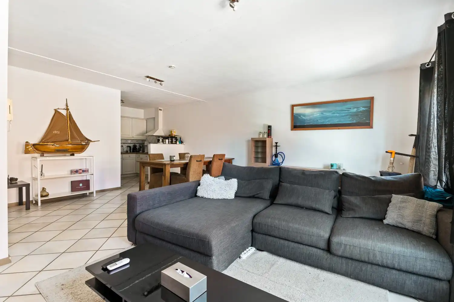 Ruim appartement (94 m²) met twee slaapkamers in het centrum van Broechem! foto 2