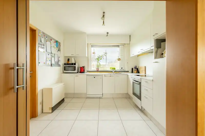 Ruime villa op een landelijke perceel met een oppervlakte van 940m² ! foto 9