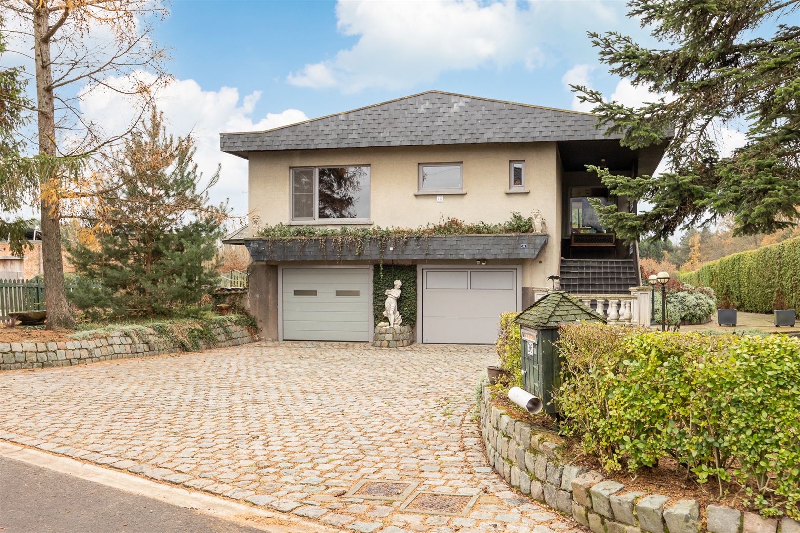 Hoofdfoto van de publicatie: Bel-etagewoning in rustige, groene omgeving.