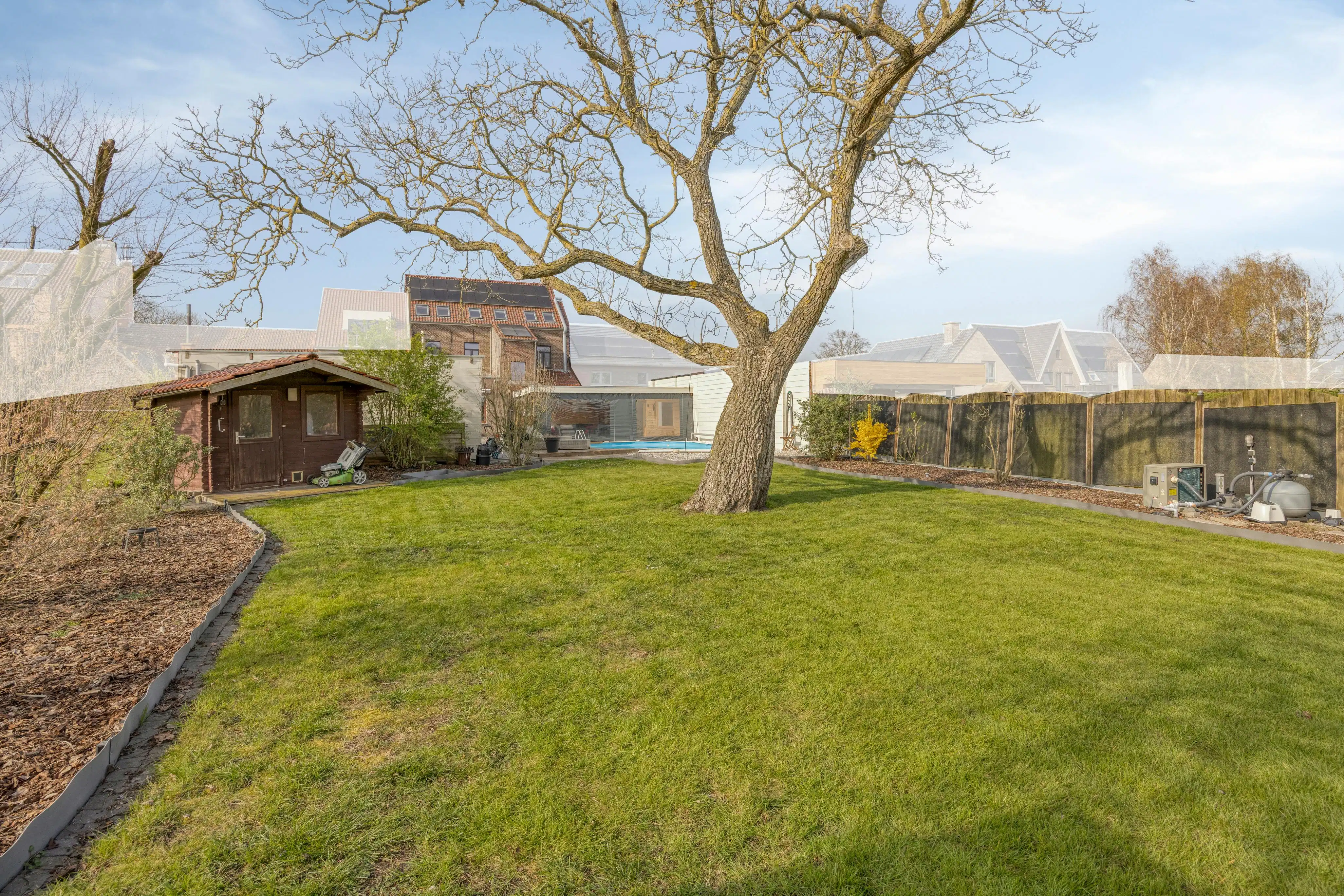 Herenhuis met handelszaak te koop in Kaprijke foto 36