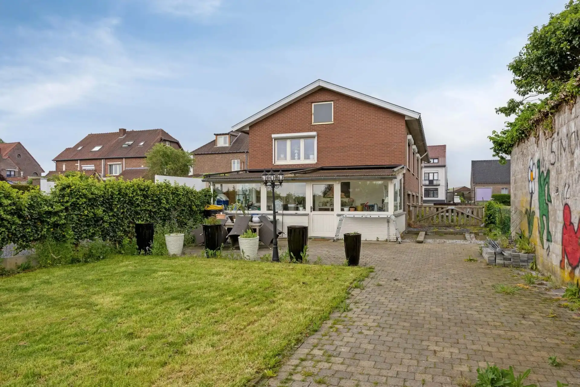 INSTAPKLARE WONING MET DRIE SLAAPKAMERS EN VOLLEDIG ONDERKELDERD OP RUIM PERCEEL IN RIEMST foto 22