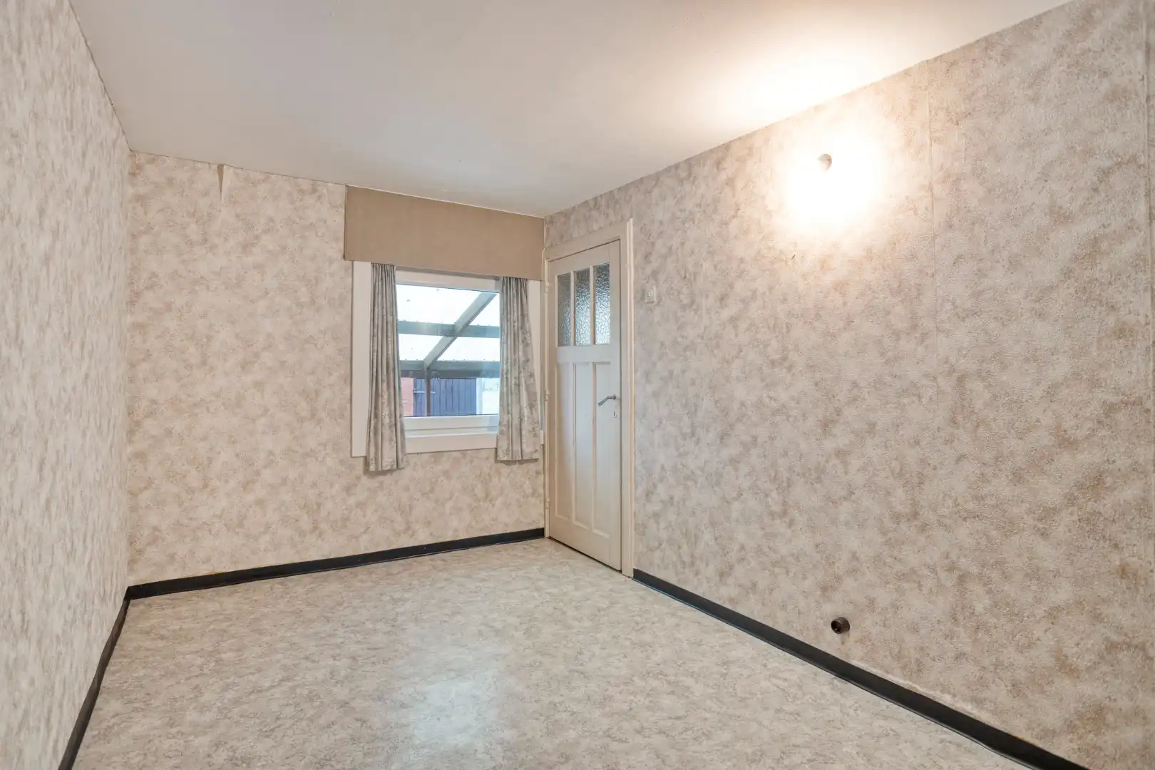 Te renoveren hoevewoning, landelijk gelegen op een uniek perceel van 1.924  m² ! foto 11