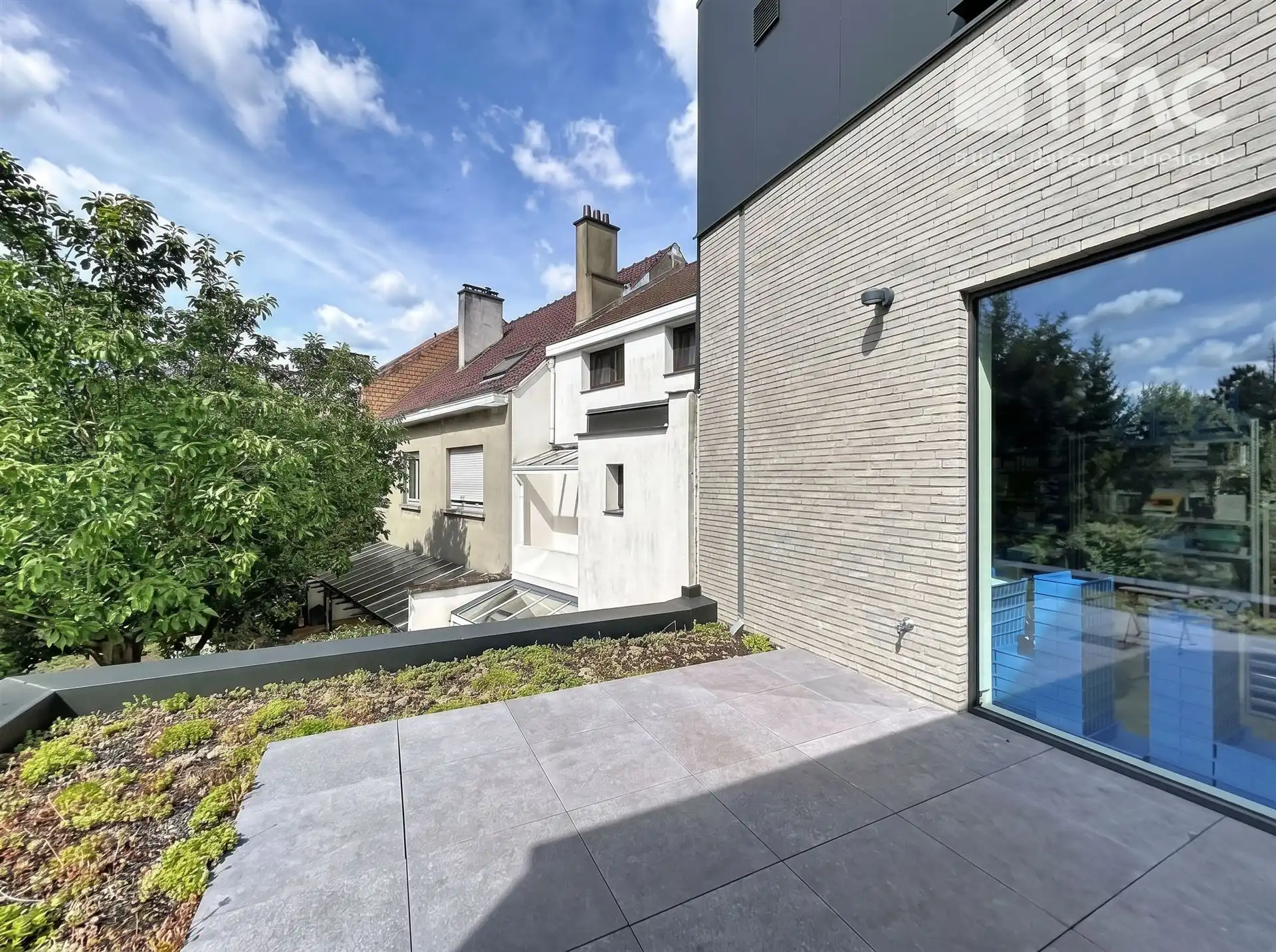 Moderne praktijkruimtes in modern en lichtrijk gebouw foto 27
