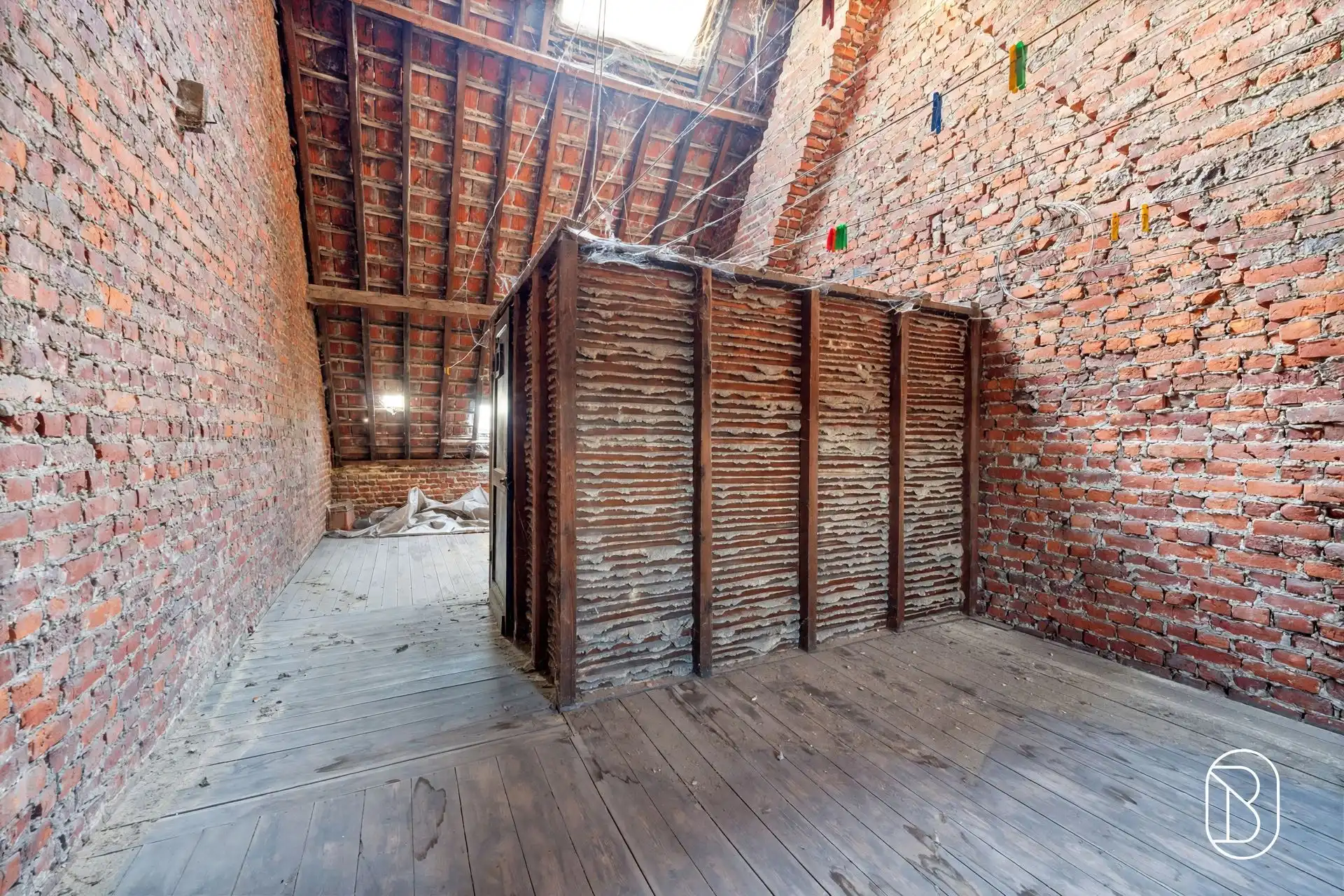 Te renoveren woning in het centrum van Ronse! foto 11