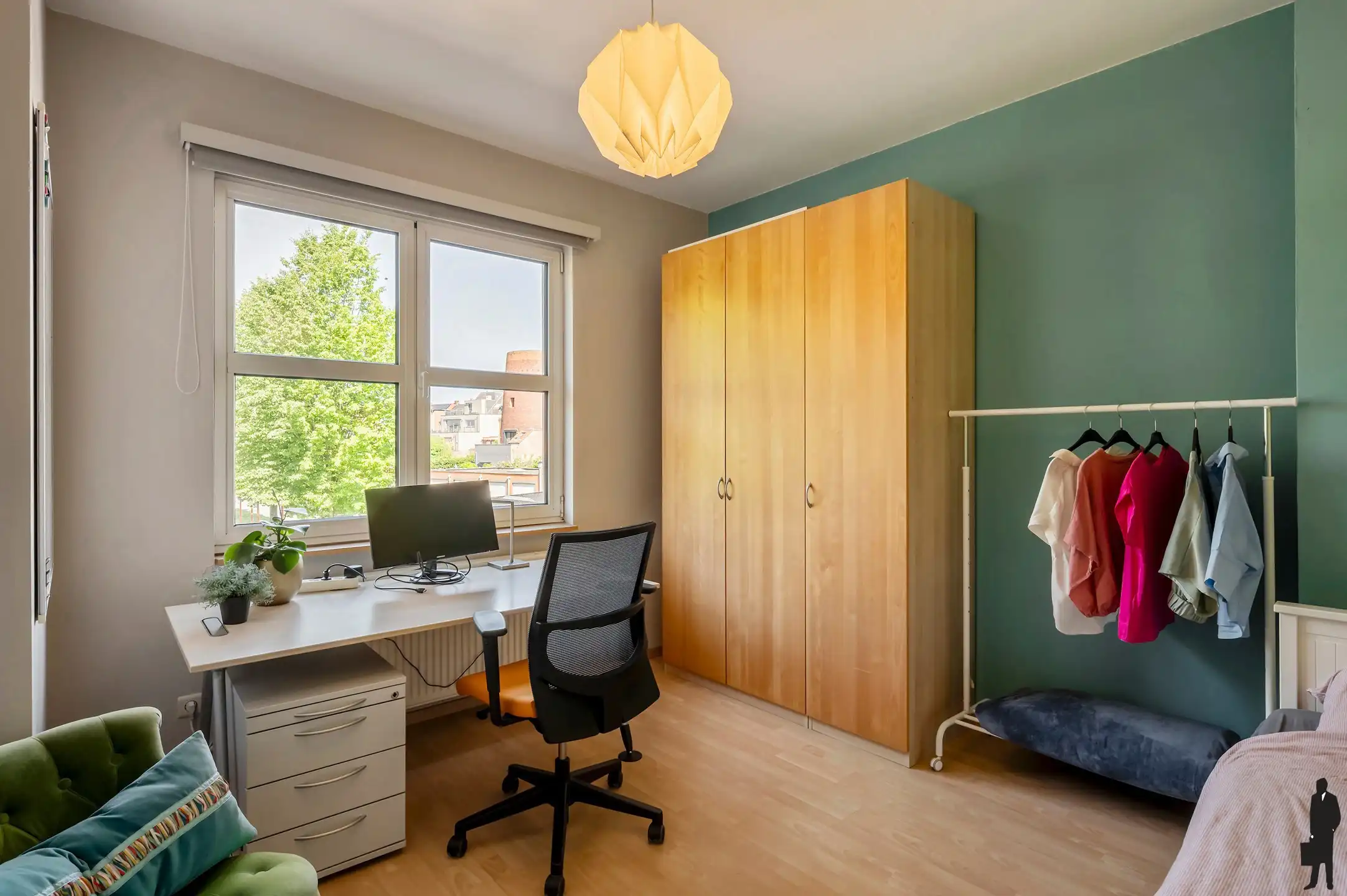 Fijne gezinswoning met 5 slaapkamers en een heerlijke tuin, in het centrum. foto 20