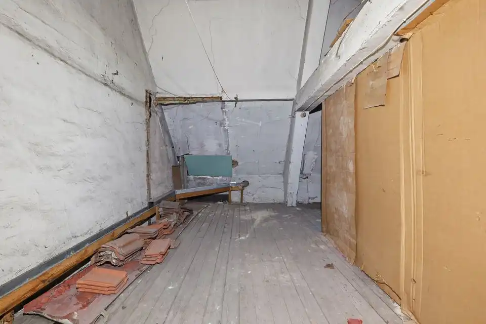 AUTHENTIEK TE RENOVEREN HERENHUIS IN SINT-TRUIDEN. foto 26