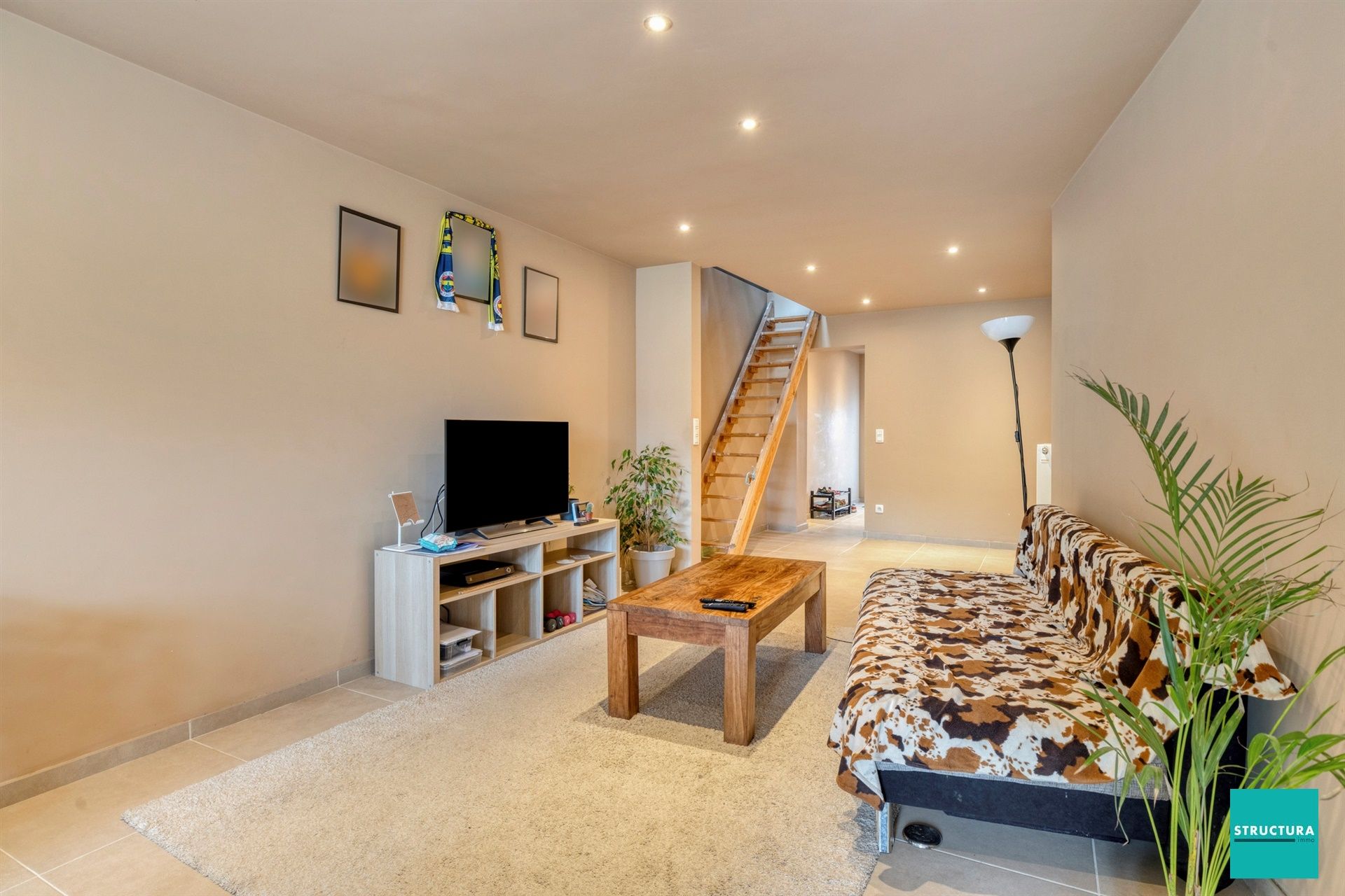 Volledig gerenoveerde woning nabij het centrum foto 3