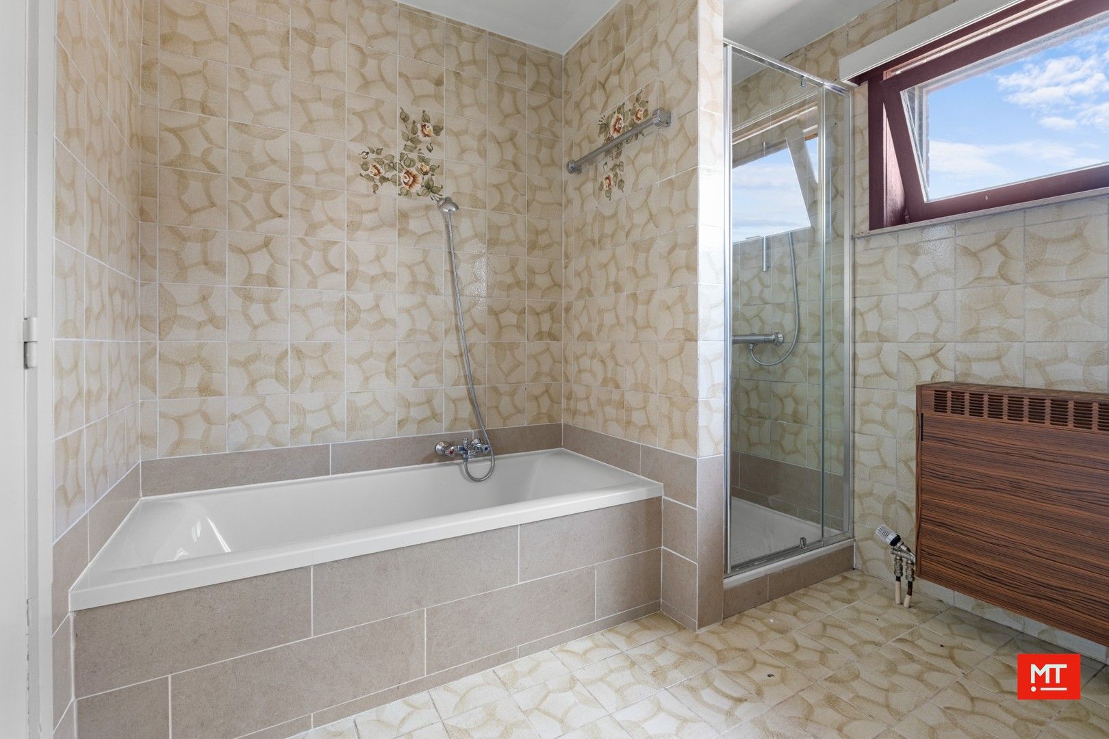 Huis met atelier te koop in Beselare foto 13