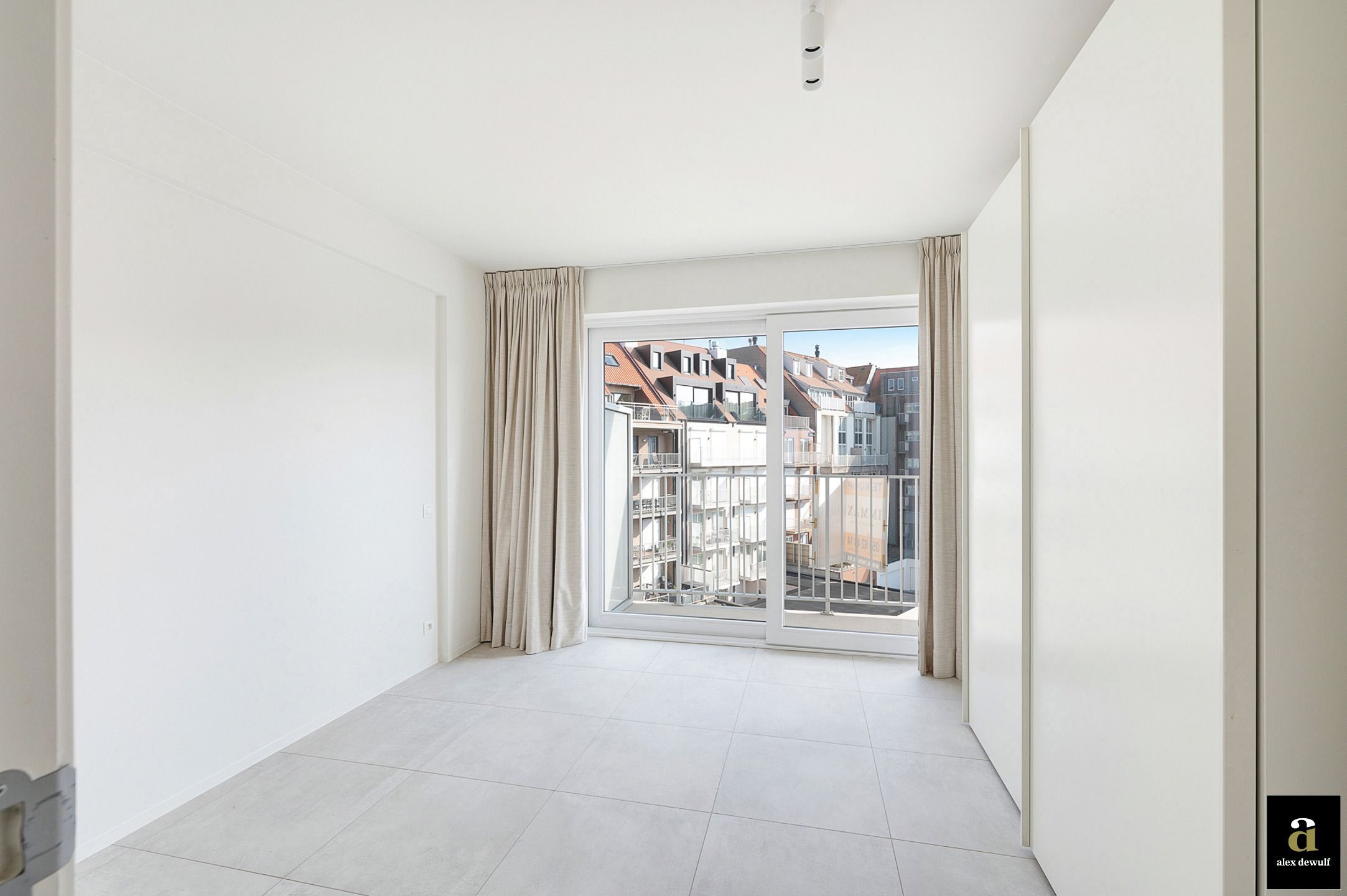 Stijlvol appartement met zeezicht op de Zeedijk foto 23