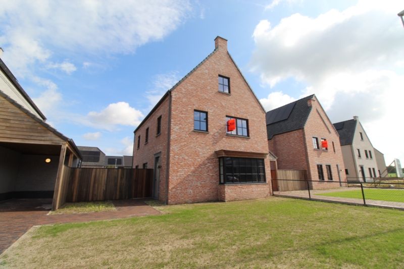 Woning met uniek landelijk karakter te Izegem foto 27