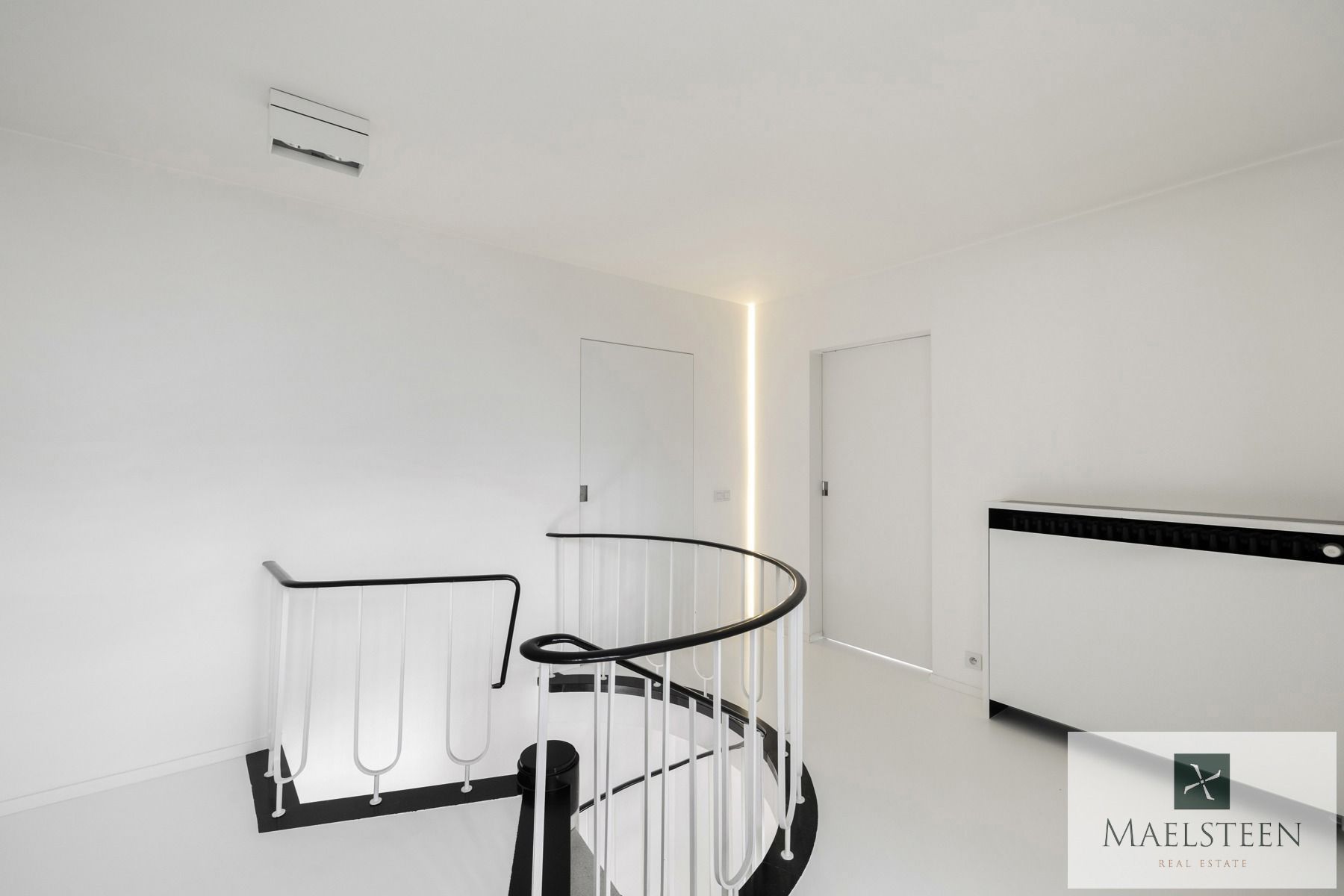 Instapklare en kwalitatieve woning te Sint-Andries Brugge foto 26