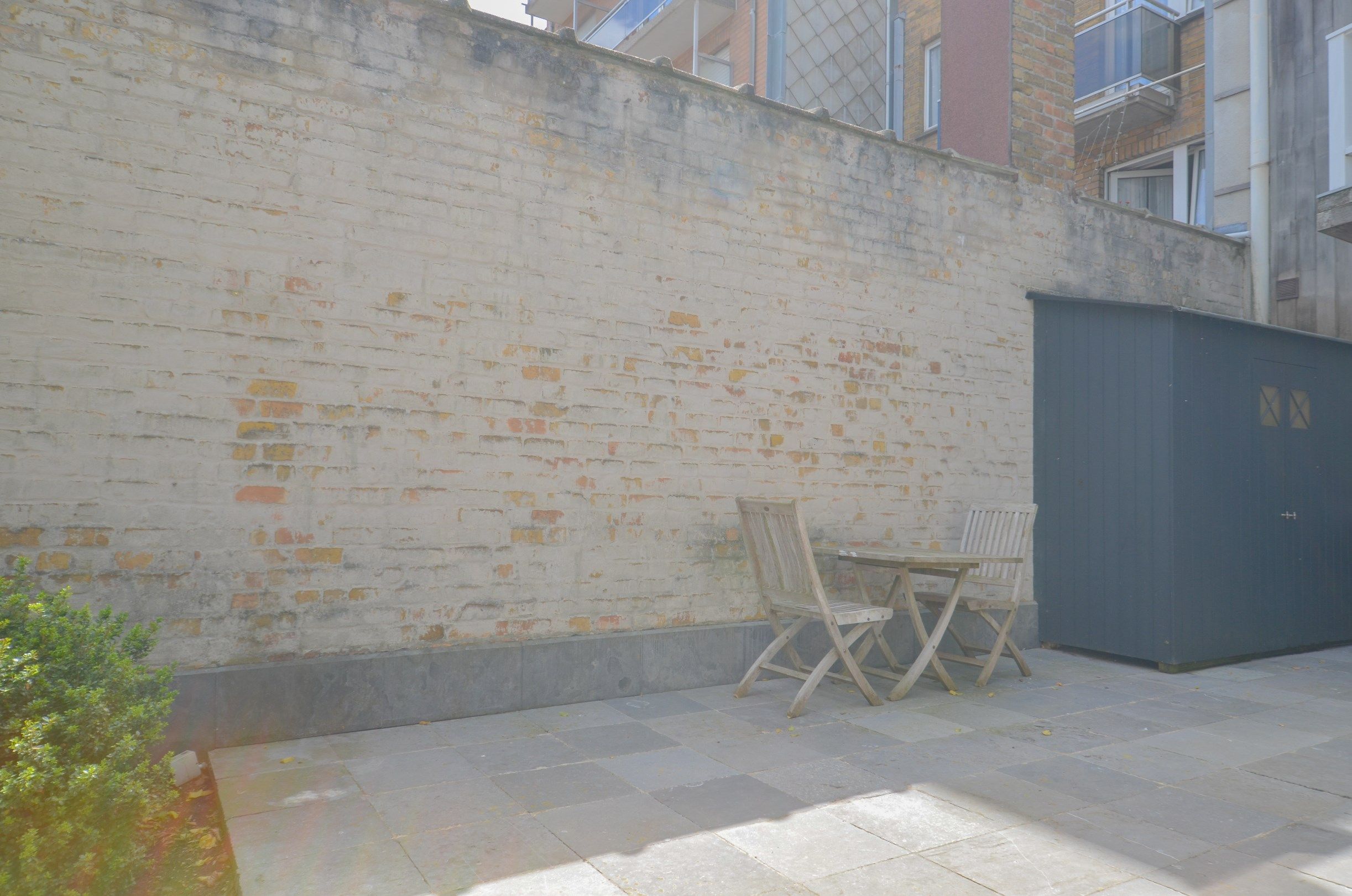 Aangenaam, perfect onderhouden appartement met een ruim terras. foto 32