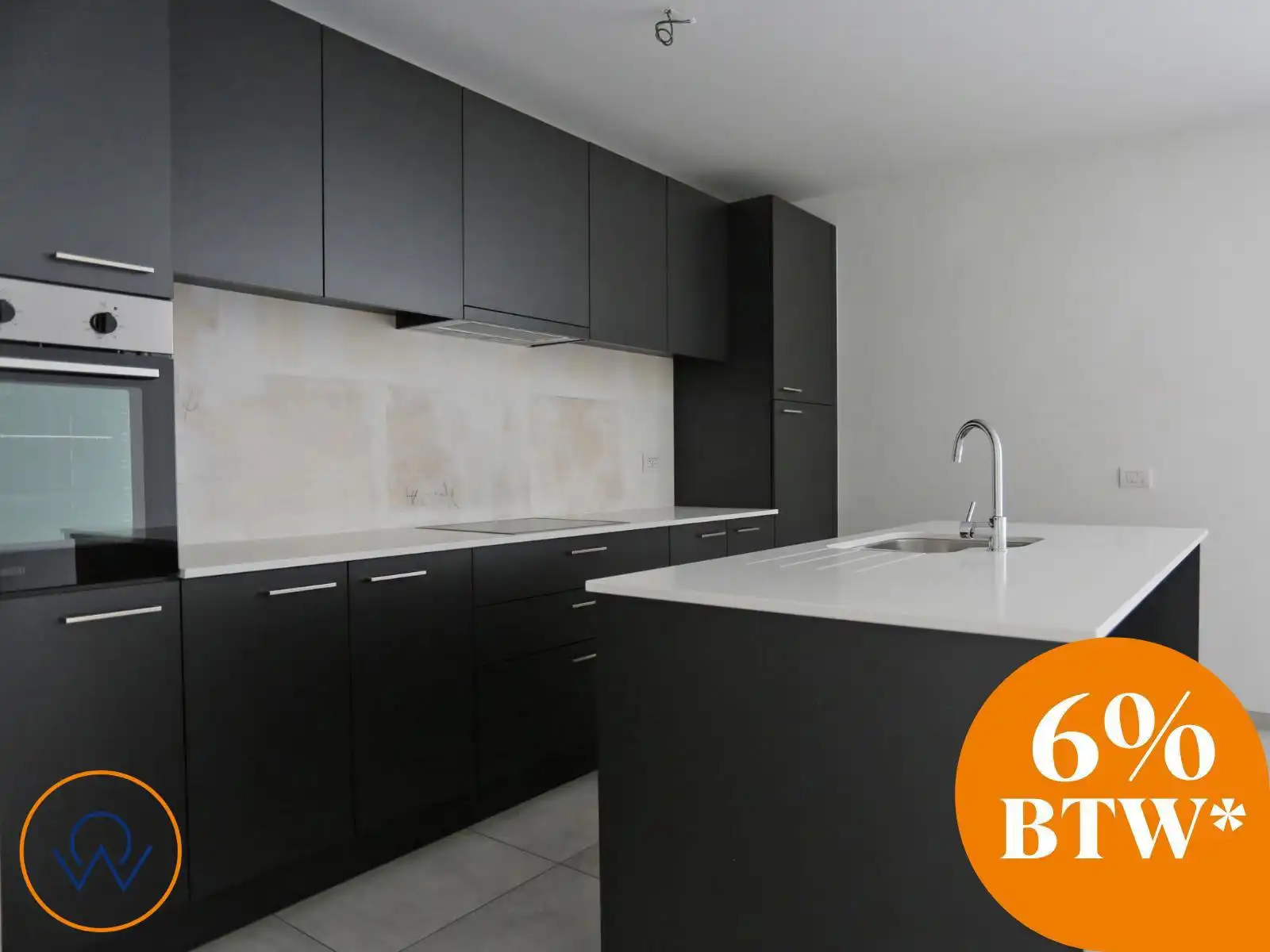 2 slaapkamer appartement met ruim terras  foto {{pictureIndex}}