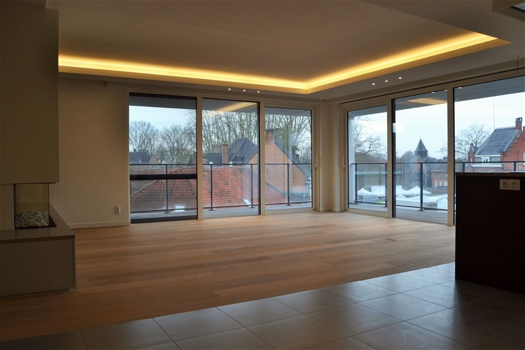 Lichtrijk luxe appartement in het centrum van Vichte foto 2