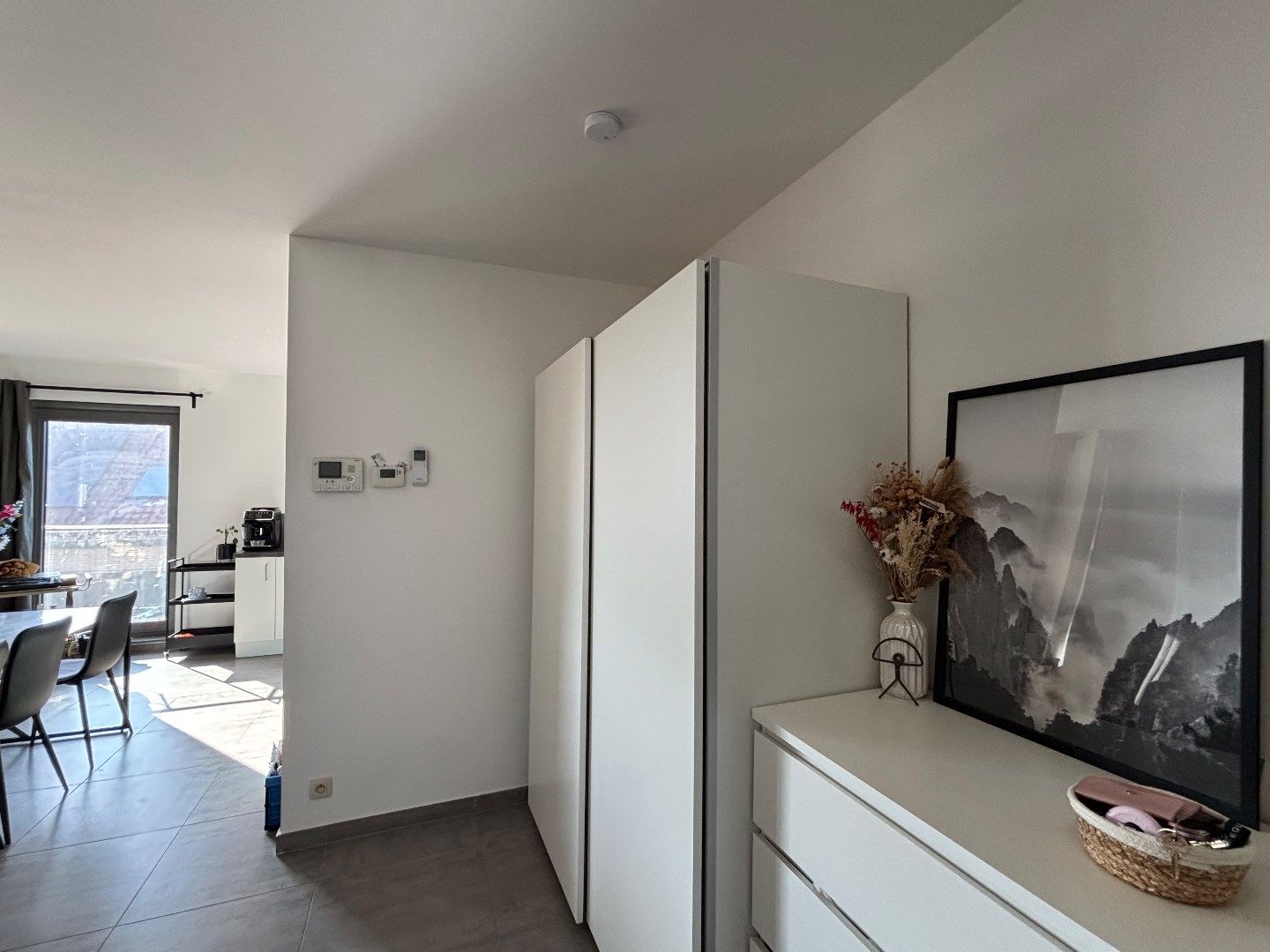 Duplex met 2 slpk + open kamer + terras, privé-carport en fietsenberging foto 2