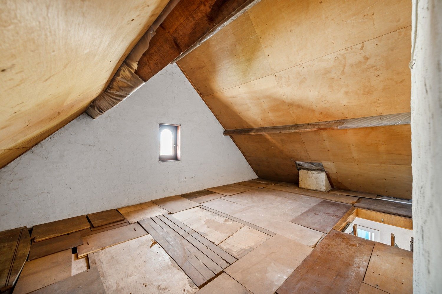 Ruime woning met 4slaapkamers en zonnige tuin in Ranst! foto 15