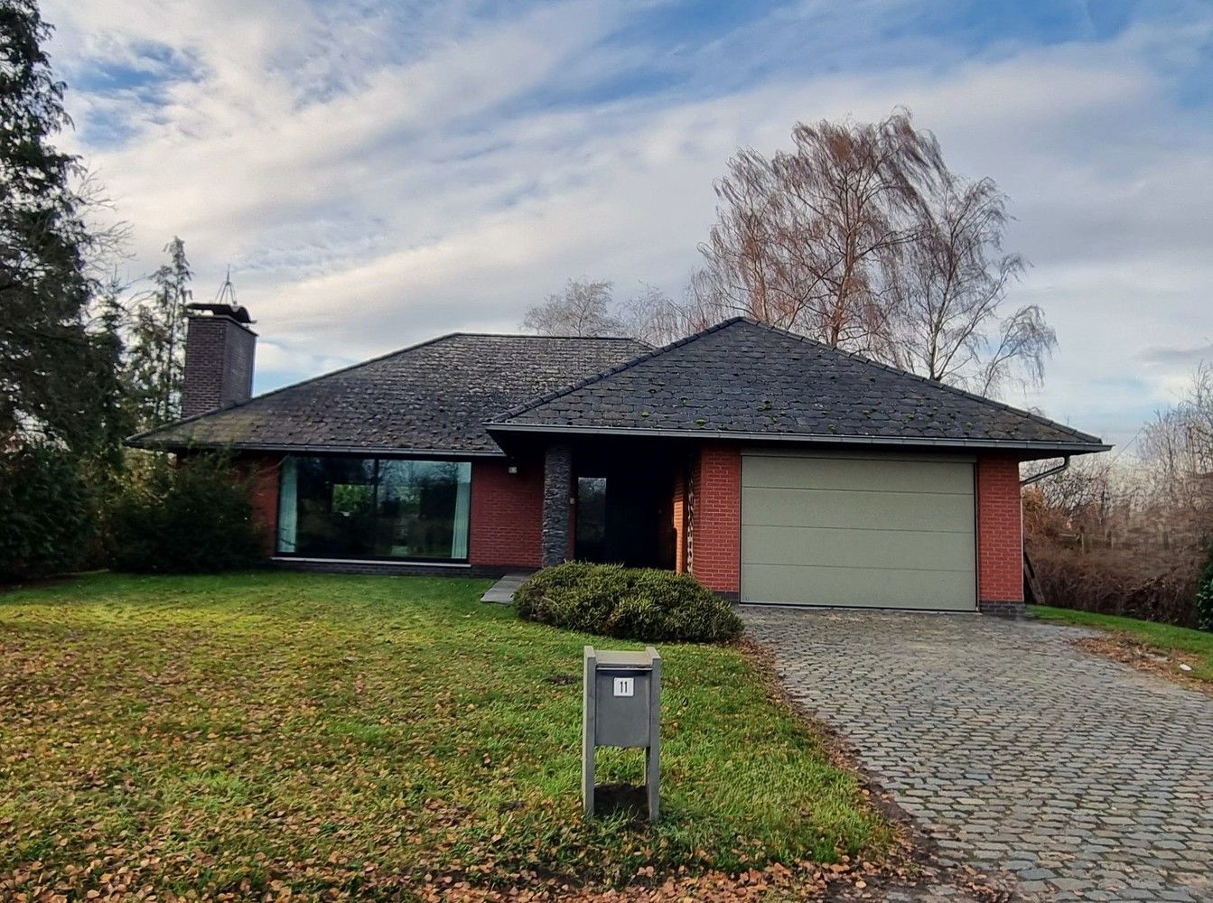 Hoofdfoto van de publicatie: Verzorgde laagbouwwoning op rustige ligging nabij de dorpskern met landelijk uitzicht.