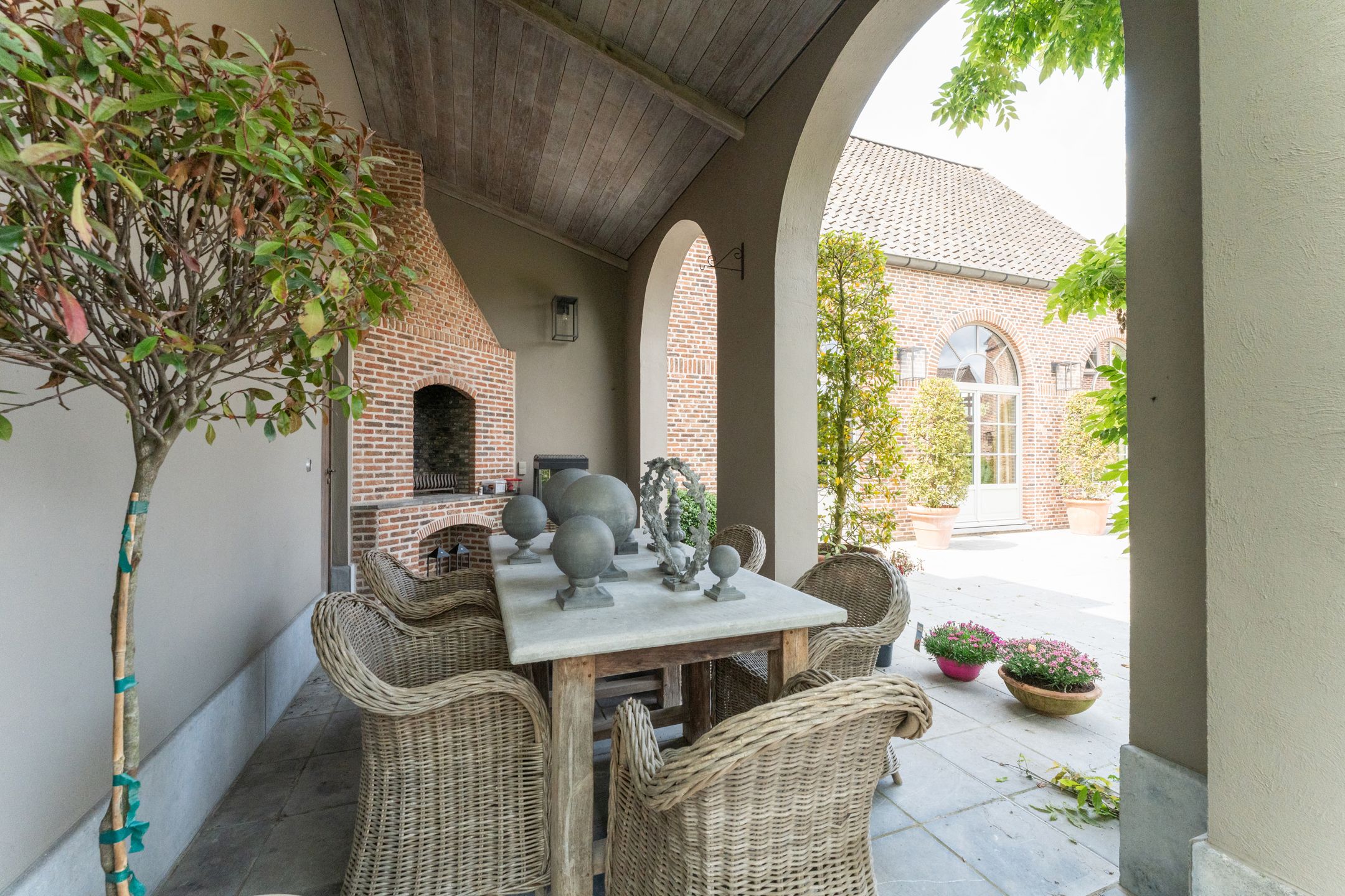 Magnifiek afgewerkt charmant landhuis.  foto 19