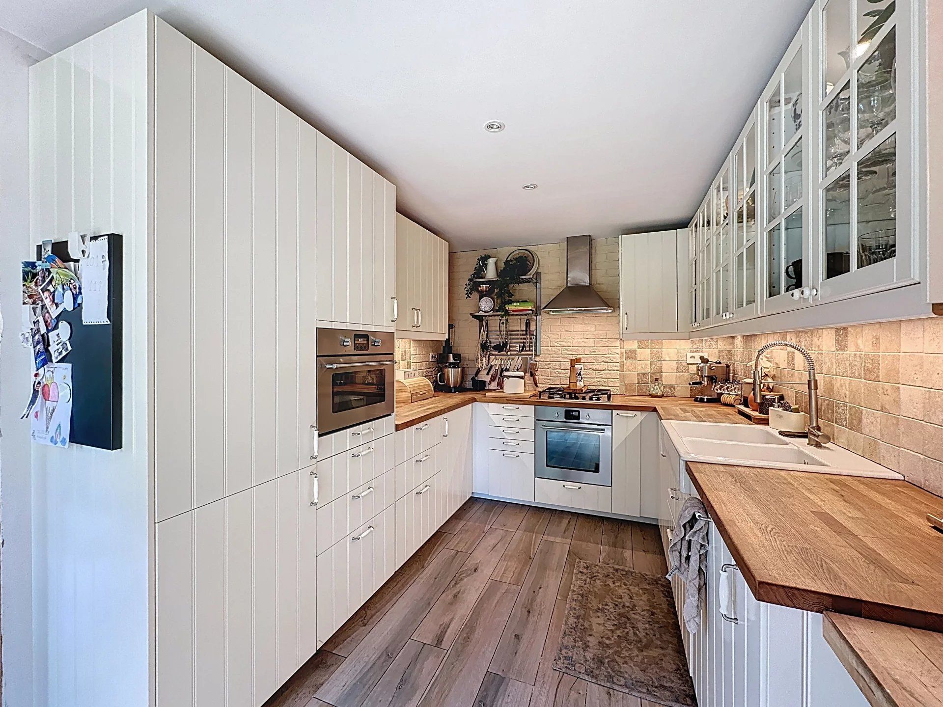 Volledig gerenoveerde villa in de Europese wijk. foto 23