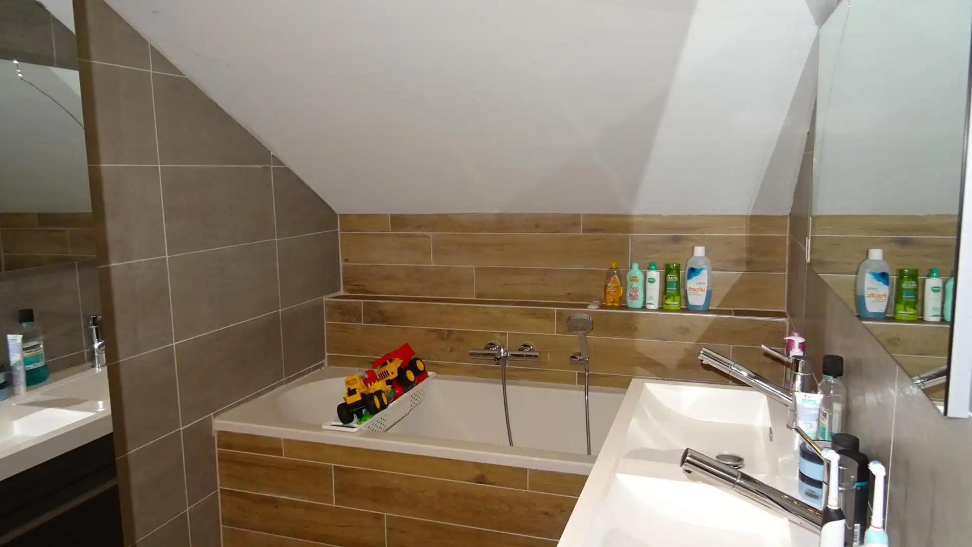 Rustig gelegen karaktervolle woning foto 15